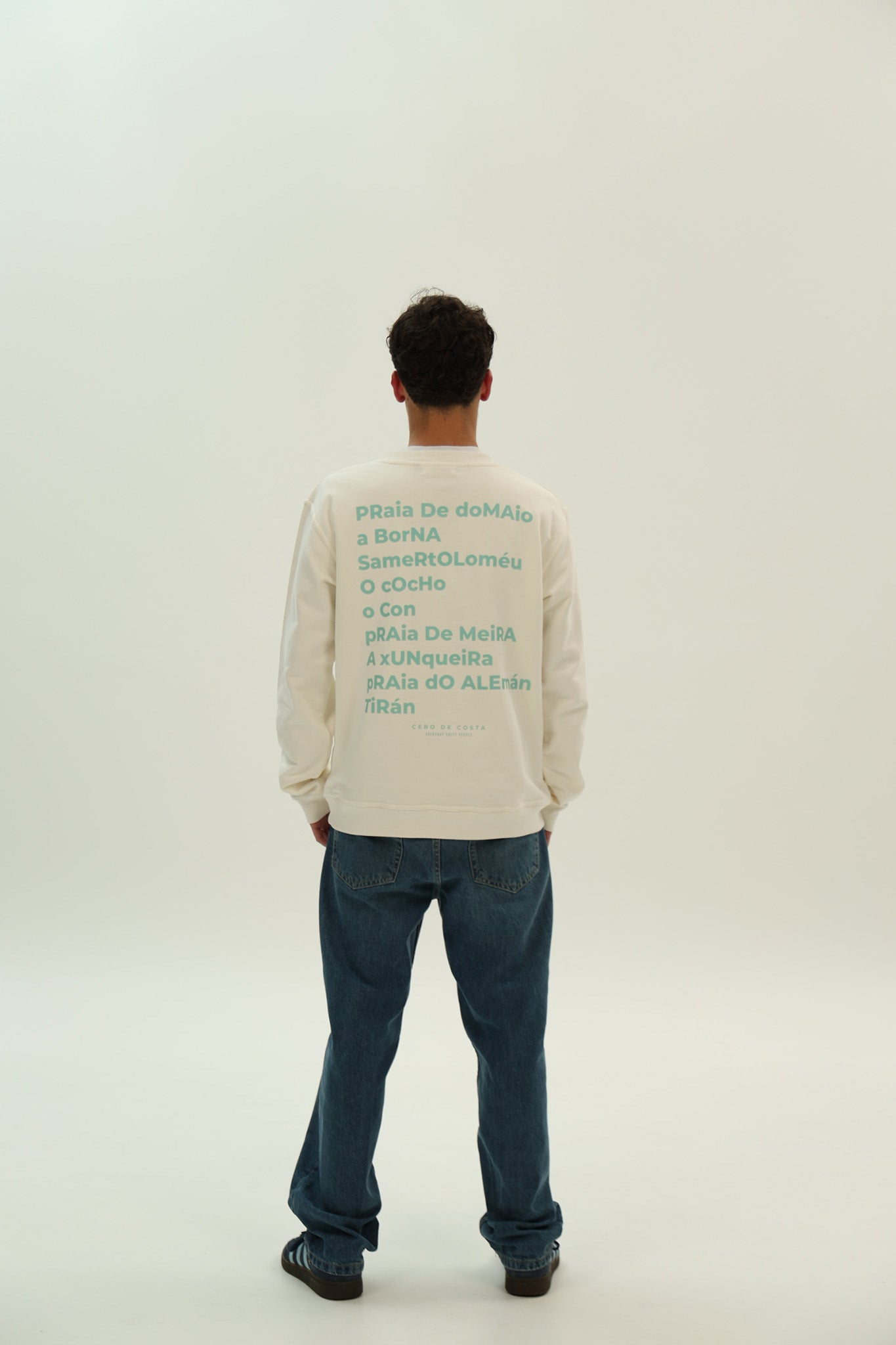 WHITE/GREEN-WATER "MOAÑA" SWEATSHIRT