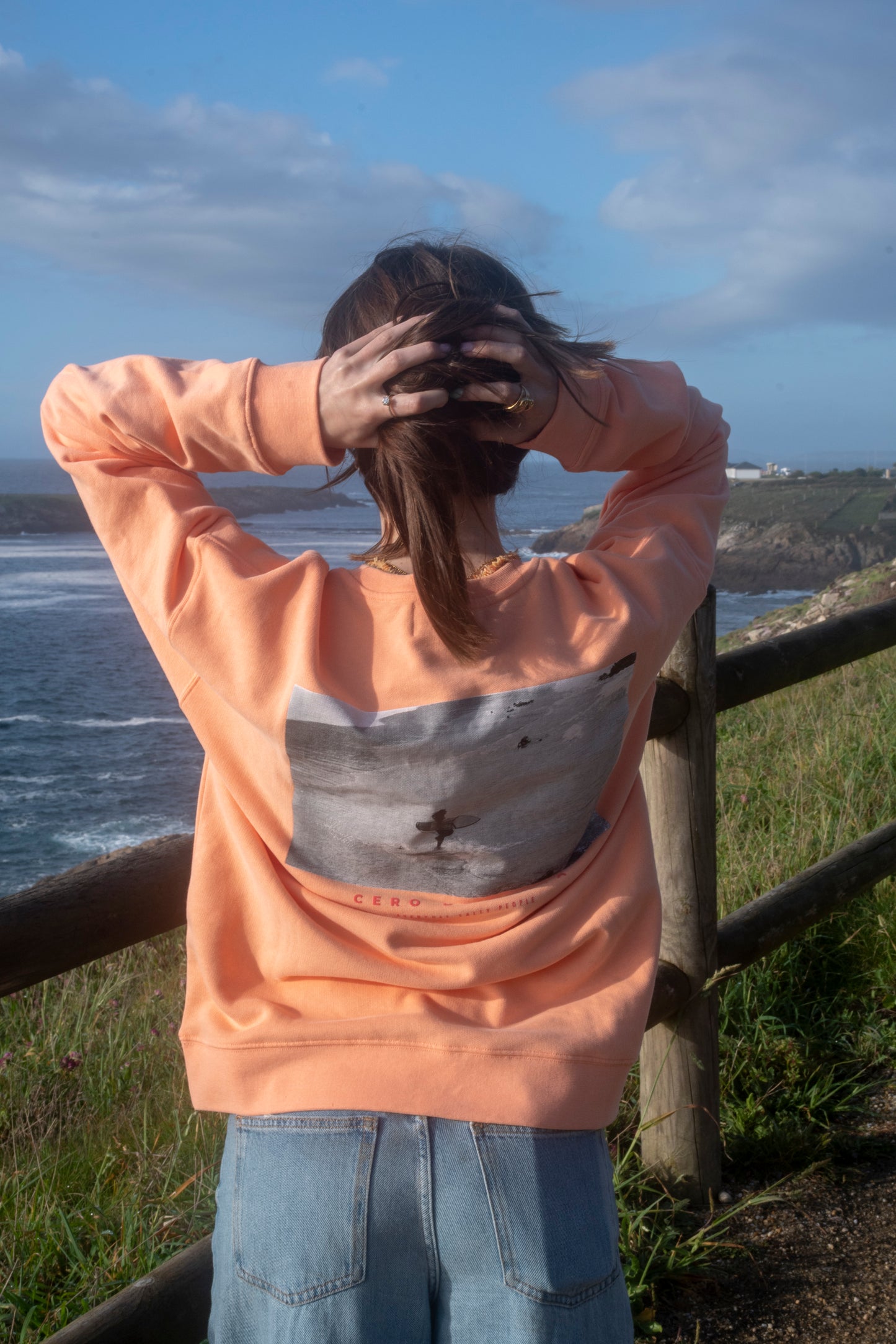 SUDADERA MELOCOTÓN/ROJO "FOTO VITO"