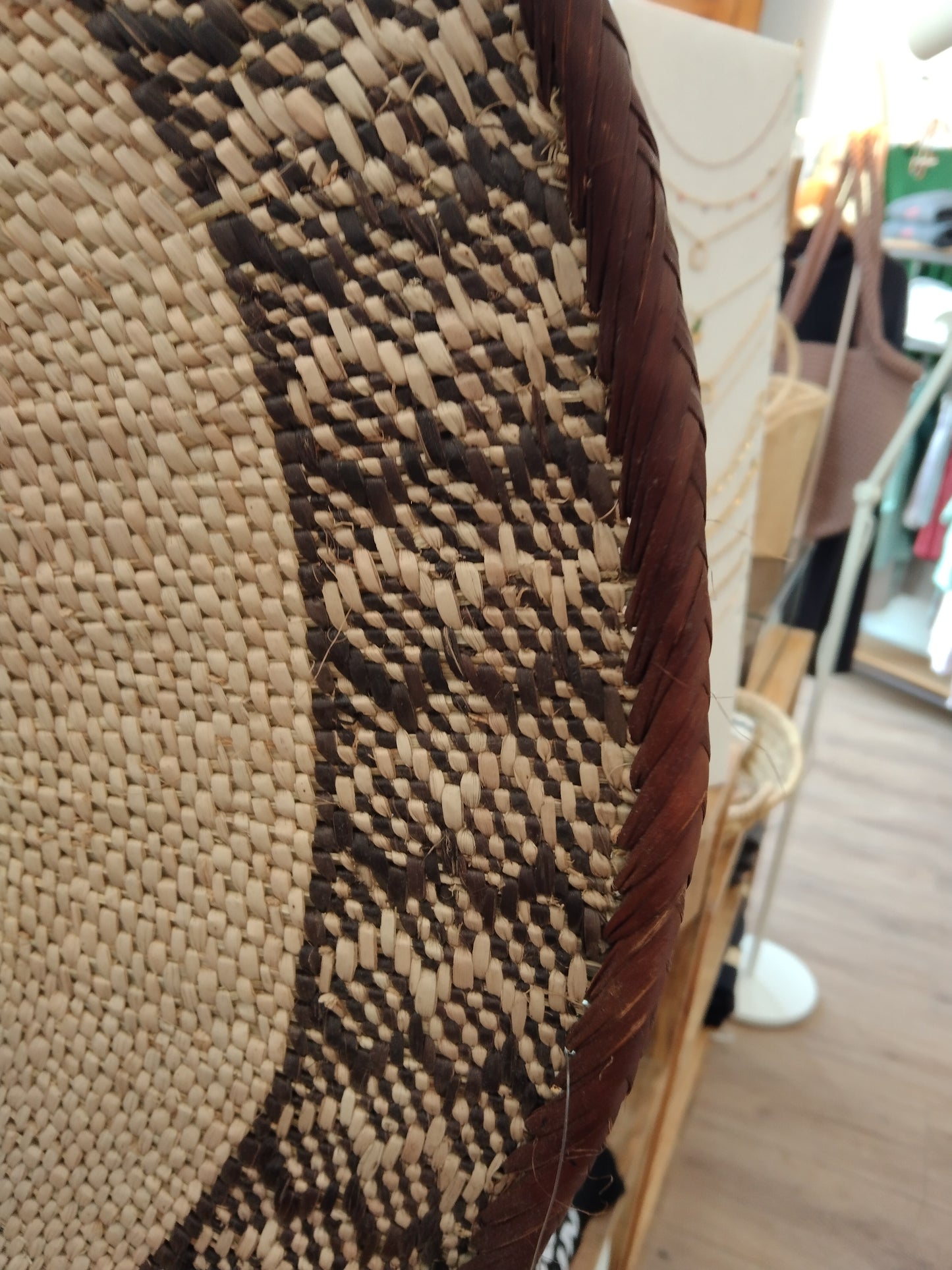 Platos decorativos hechos a mano