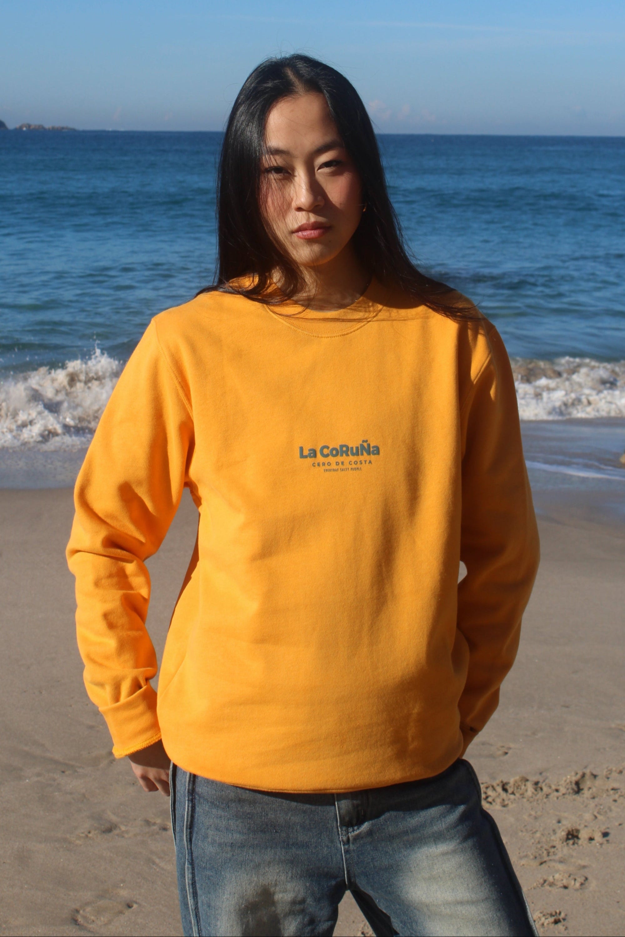 SUDADERA AMARILLO MELOCOTÓN/AZUL "LA CORUÑA" PLAYAS CIUDAD
