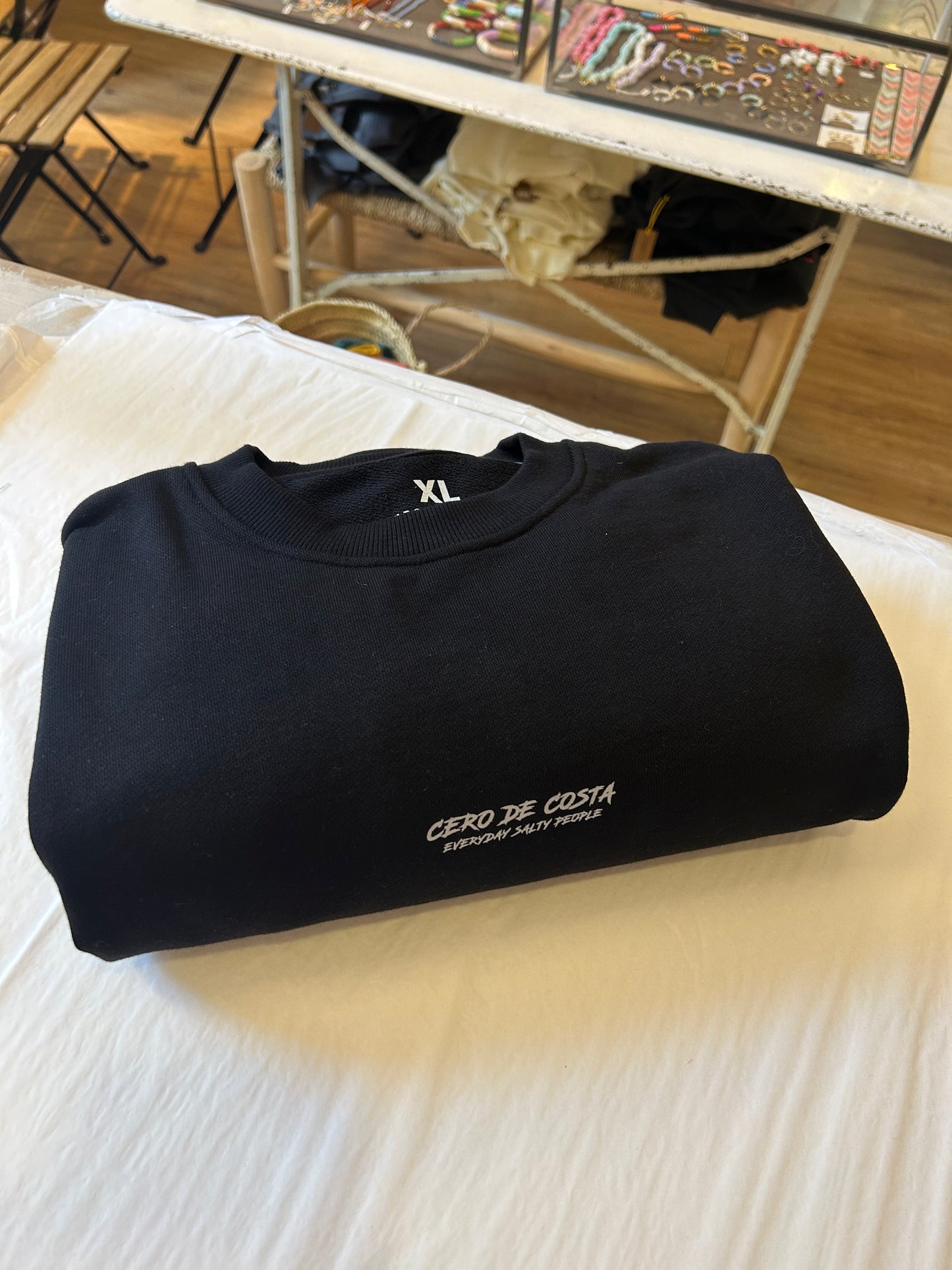 SUDADERA NEGRA OVERSIZED LIENZO