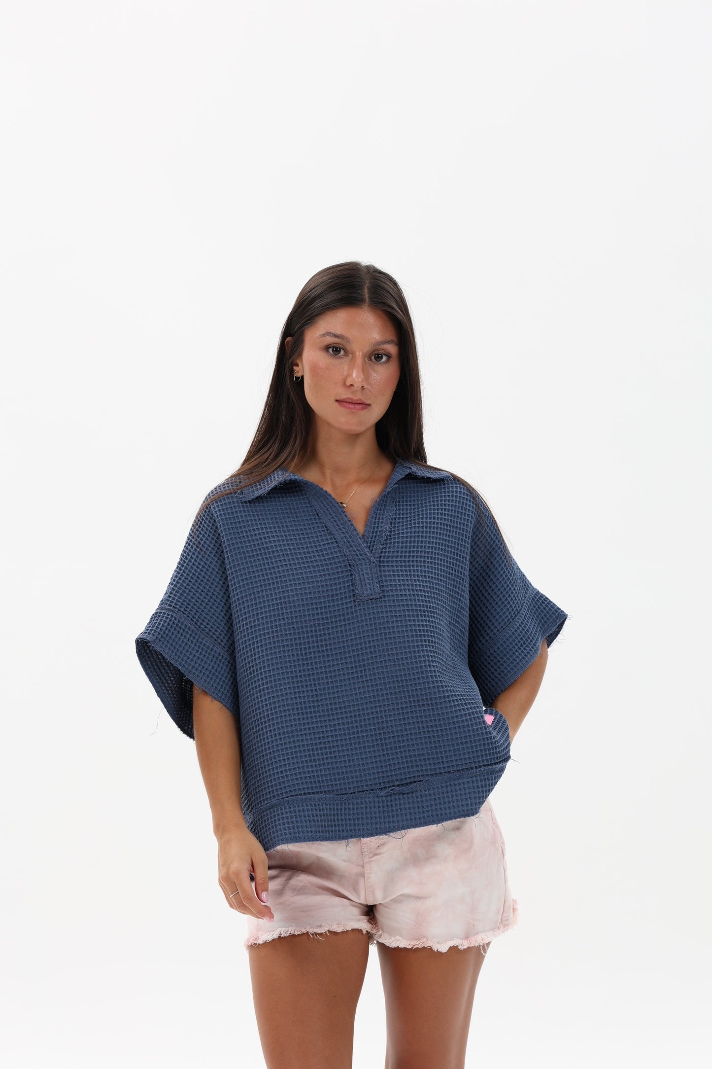 CAMISA AZUL MANGA CORTA PARCHE