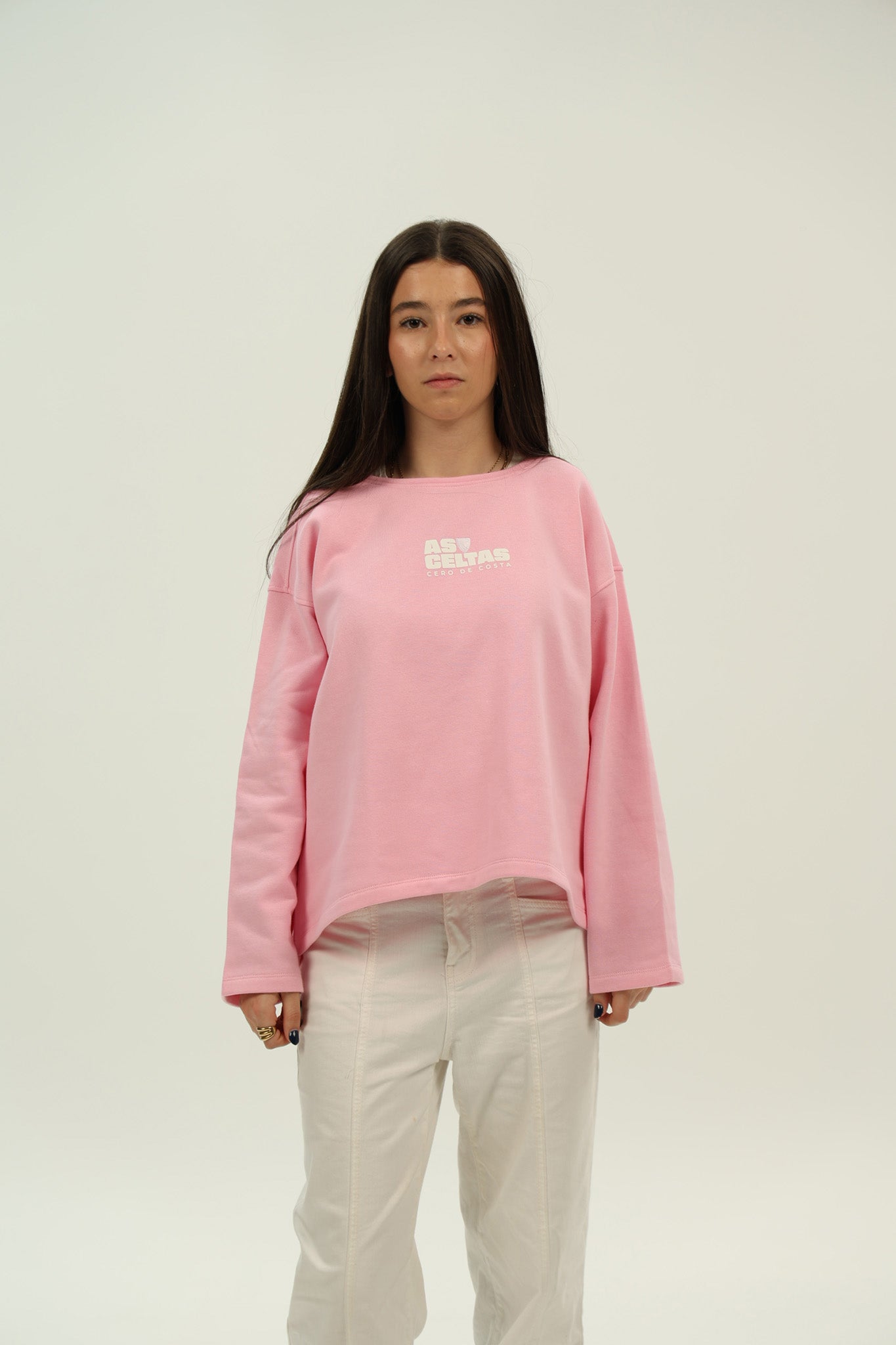 PINK/WHITE SWEATSHIRT "ACE CELTAS" PHOTO