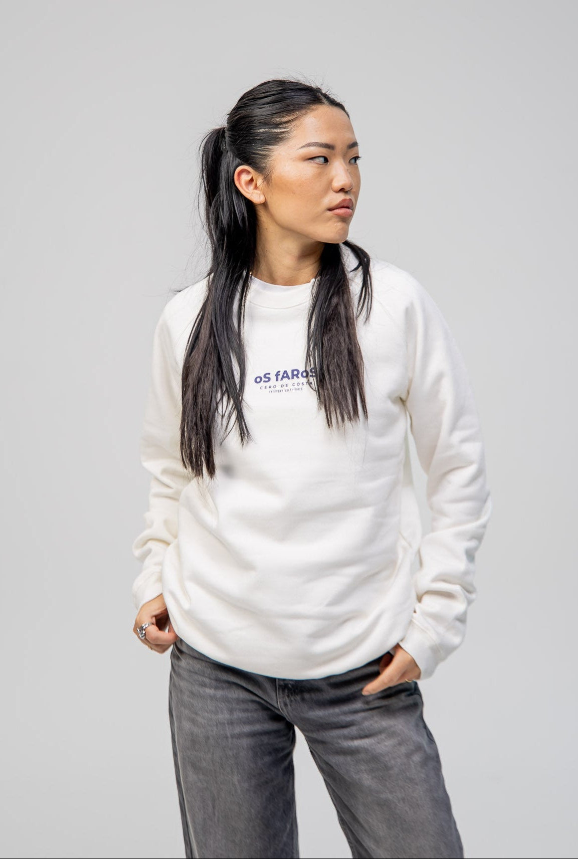 WHITE/BLUE "OS FAROS" SWEATSHIRT