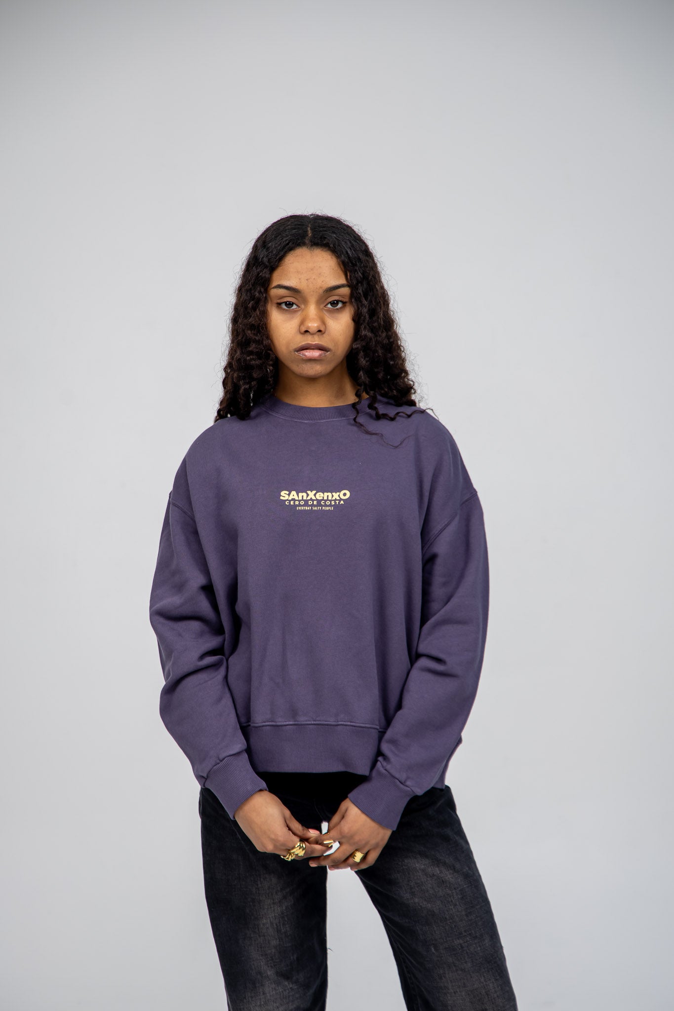 SUDADERA MORADO/AMARILLO "SANXENXO"
