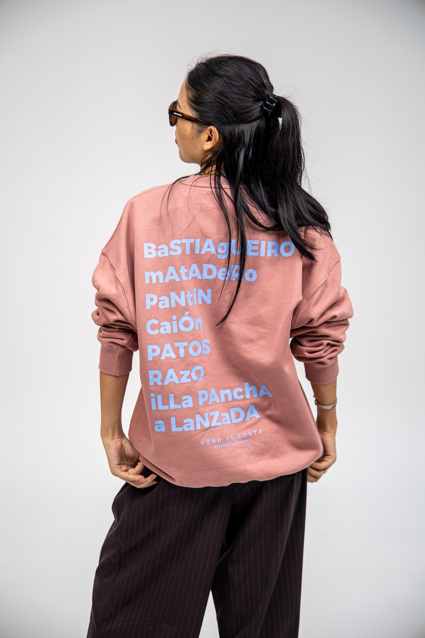 PINK/BLUE "SURF BEACHES" SWEATSHIRT