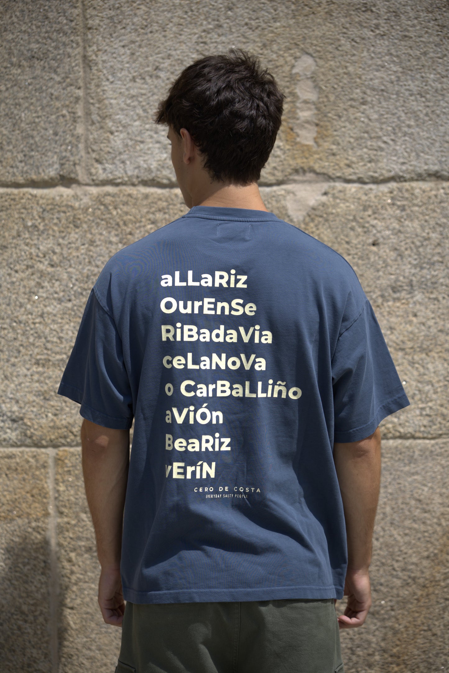 CAMISETA ANTRACITA/BEIGE "OURENSE"