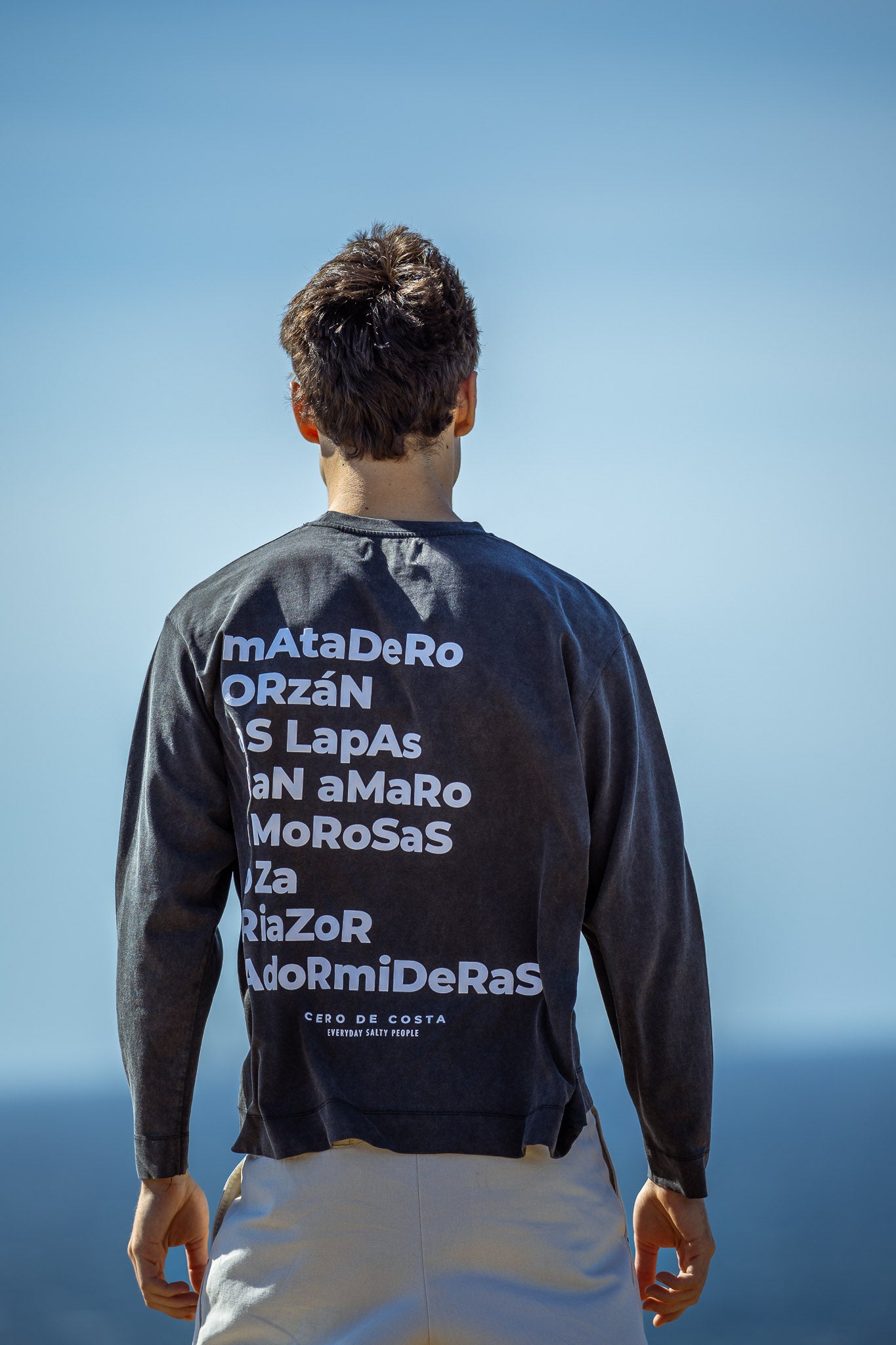 CAMISETA ANTRACITA/BLANCO "LA CORUÑA" MANGA LARGA