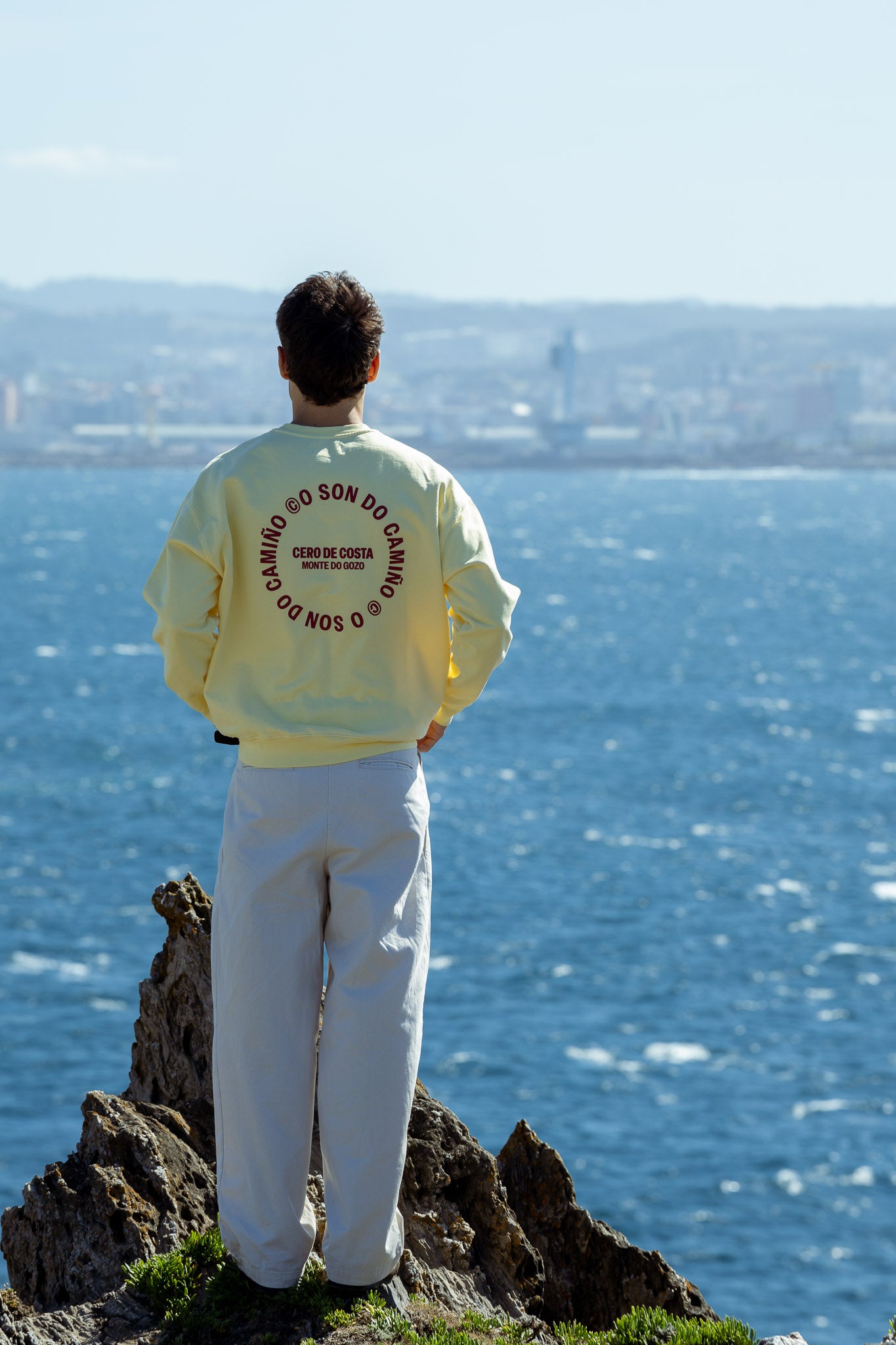 SUDADERA MANTEQUILLA/GRANATE "O SON"