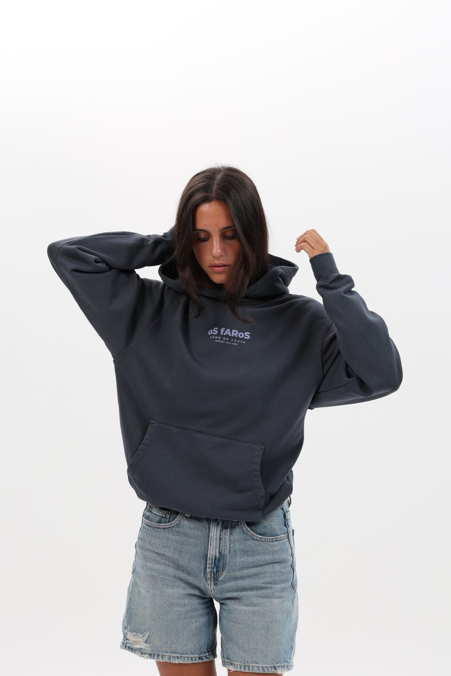 SUDADERA ANTRACITA/CELESTE “OS FAROS” CON CAPUCHA
