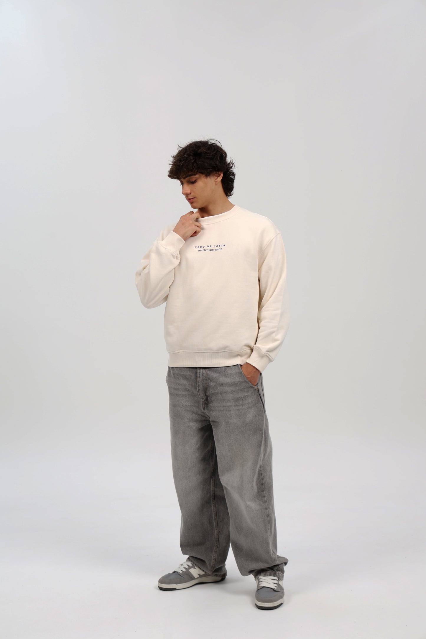 SUDADERA BLANCO/AZUL "PONTEDEUME"