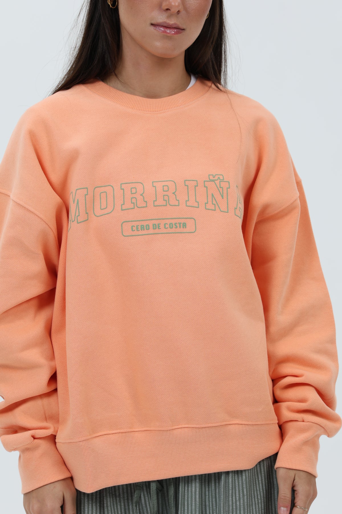 SUDADERA CORAL/VERDE "MORRIÑA" CORTA – foto 4