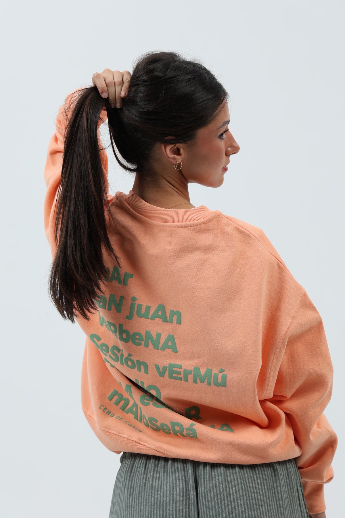 SUDADERA CORAL/VERDE "MORRIÑA" CORTA – foto 8