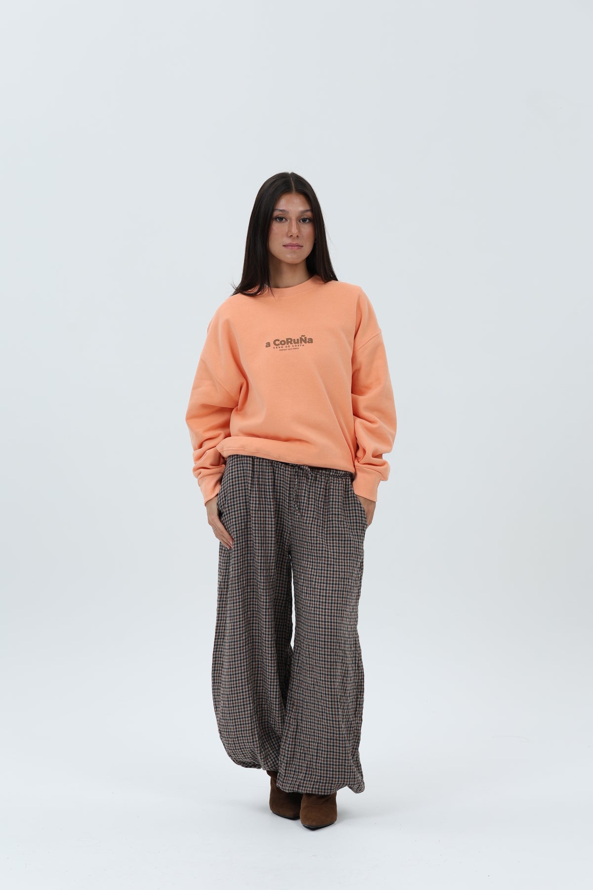 SUDADERA CORAL/MARRÓN "A CORUÑA" CORTA – foto 1