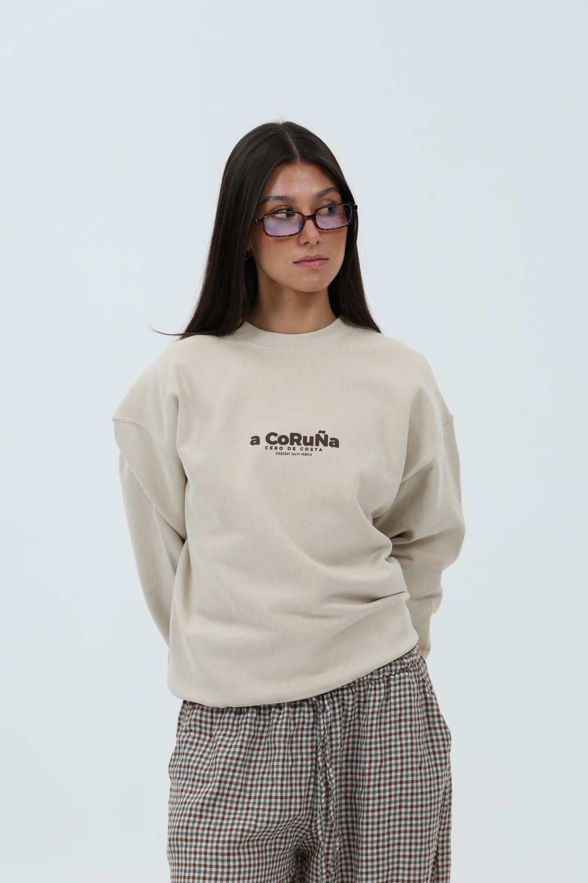SUDADERA CREMA/MARRÓN "A CORUÑA" – foto 3