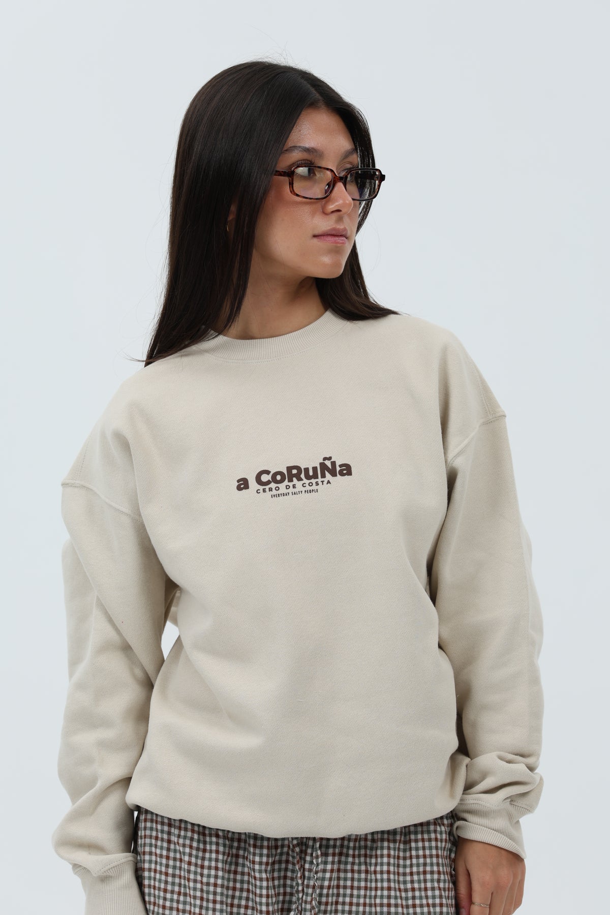 SUDADERA CREMA/MARRÓN "A CORUÑA" – foto 4