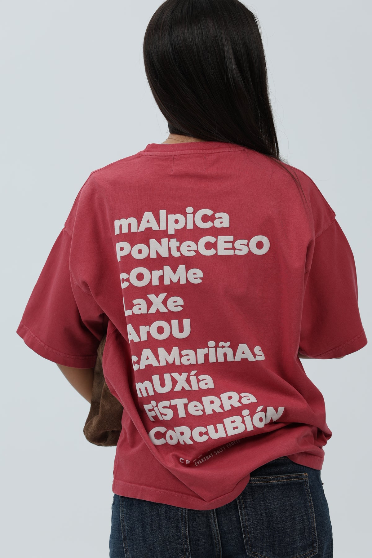 CAMISETA GRANATE/CREMA "OS FAROS" – foto 6