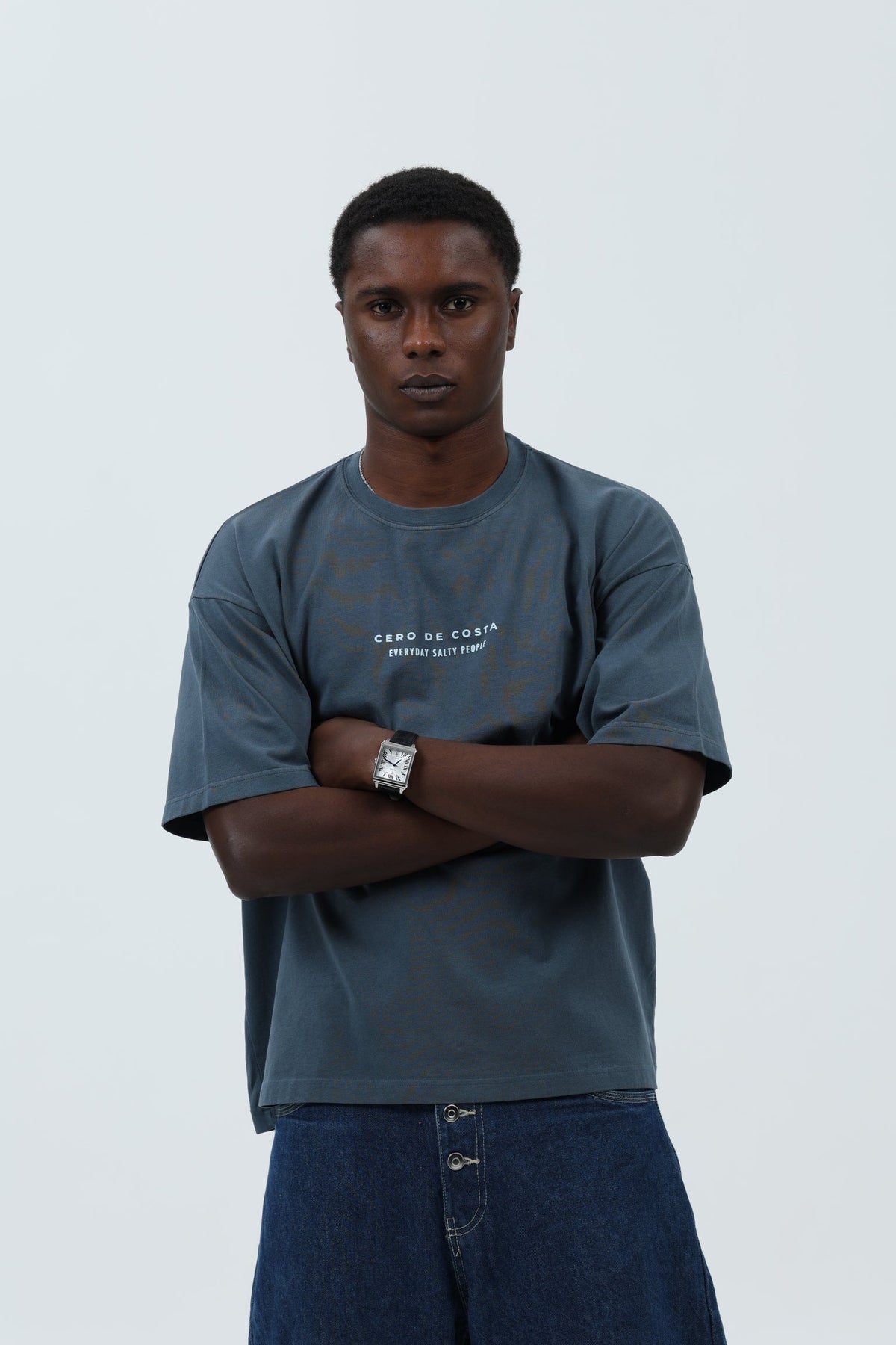 CAMISETA ANTRACITA/CELESTE "CÍES" – foto 3