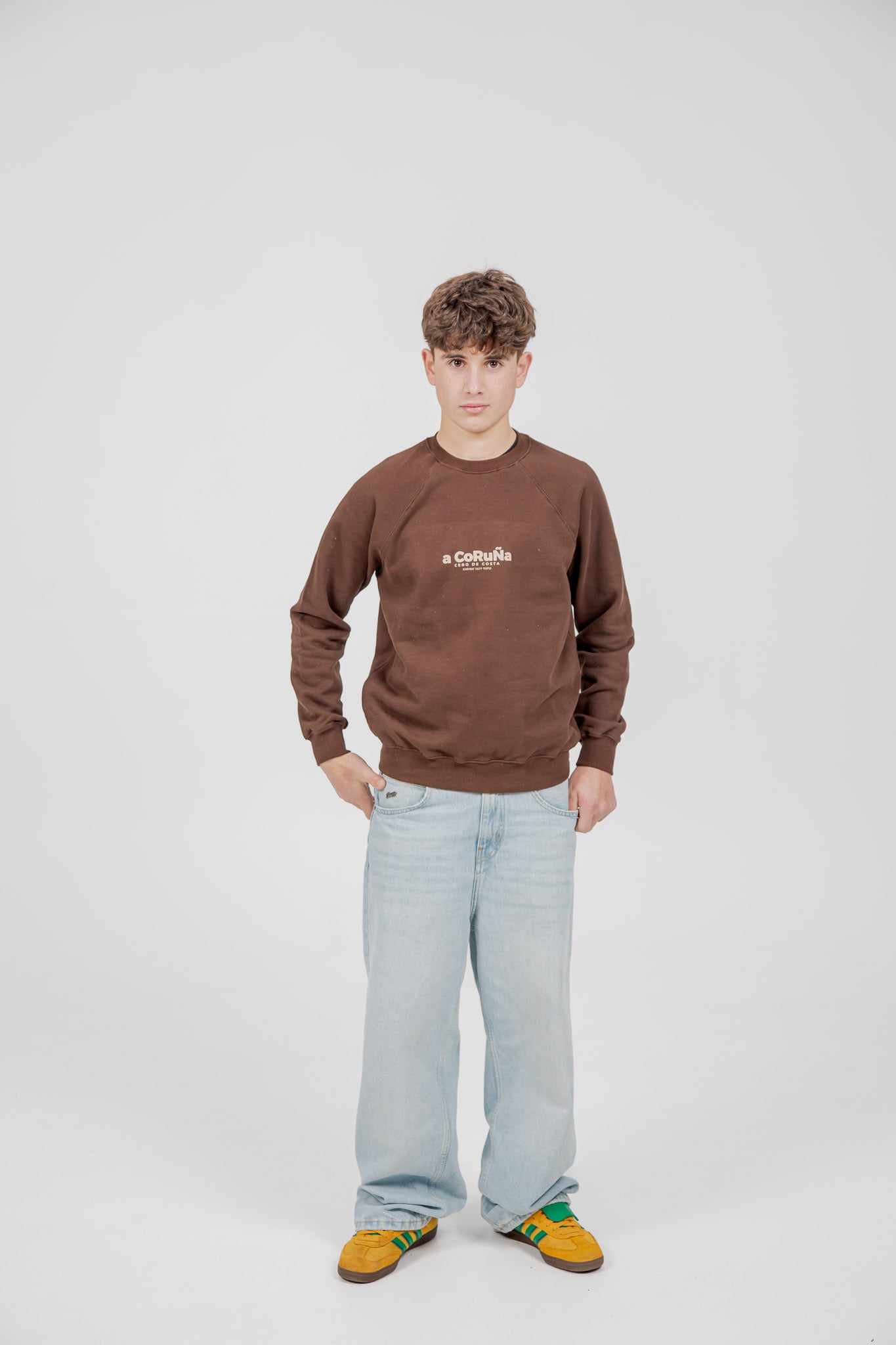 SUDADERA MARRÓN/BEIGE "A CORUÑA"