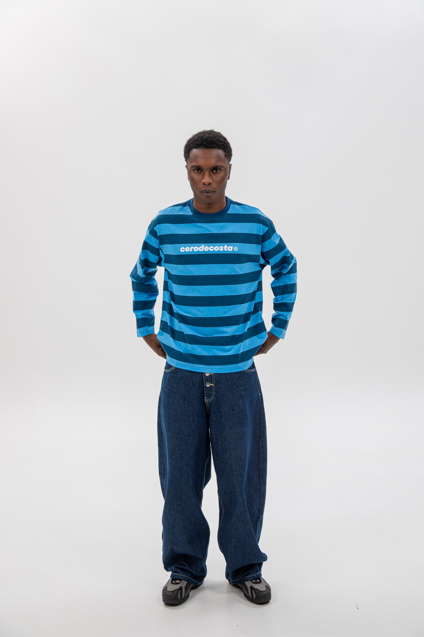 BLUE/LIGHT BLUE "CDC" STRIPED LOGO T-SHIRT 