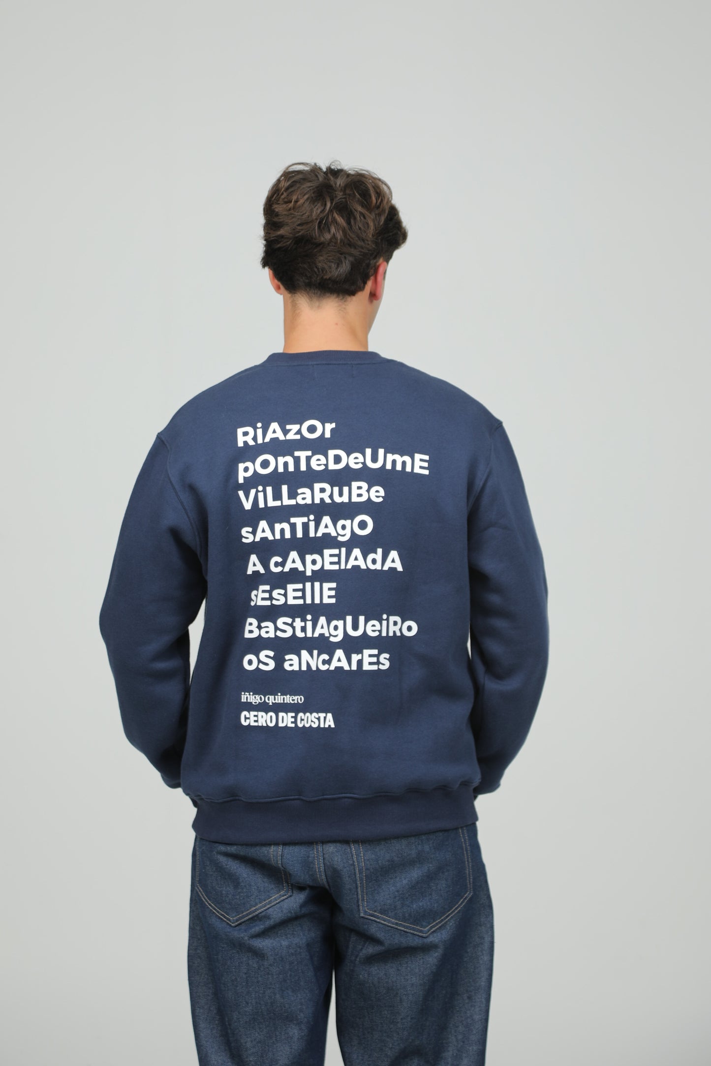 NAVY/WHITE SWEATSHIRT "IÑIGO QUINTERO"