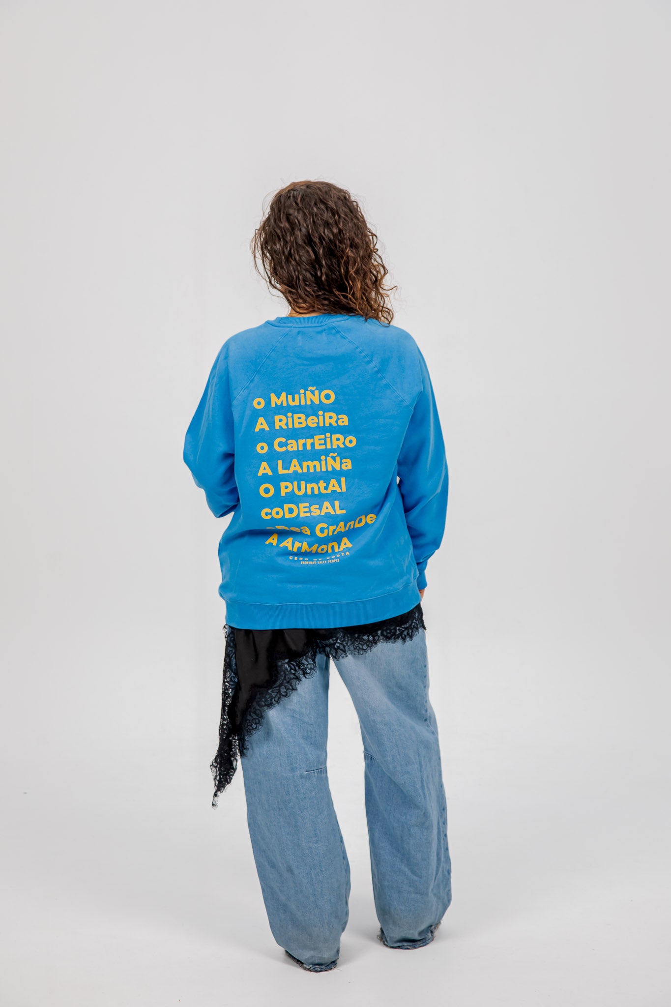BLUE-CHALK/YELLOW "A GUARDA" SWEATSHIRT
