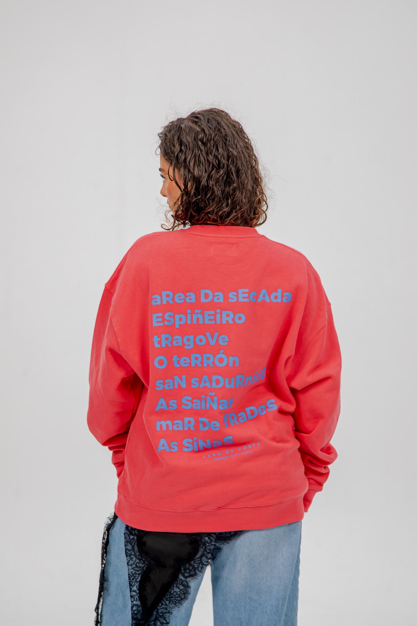 SUDADERA FUCSIA/CELESTE "AREA DA SECADA"