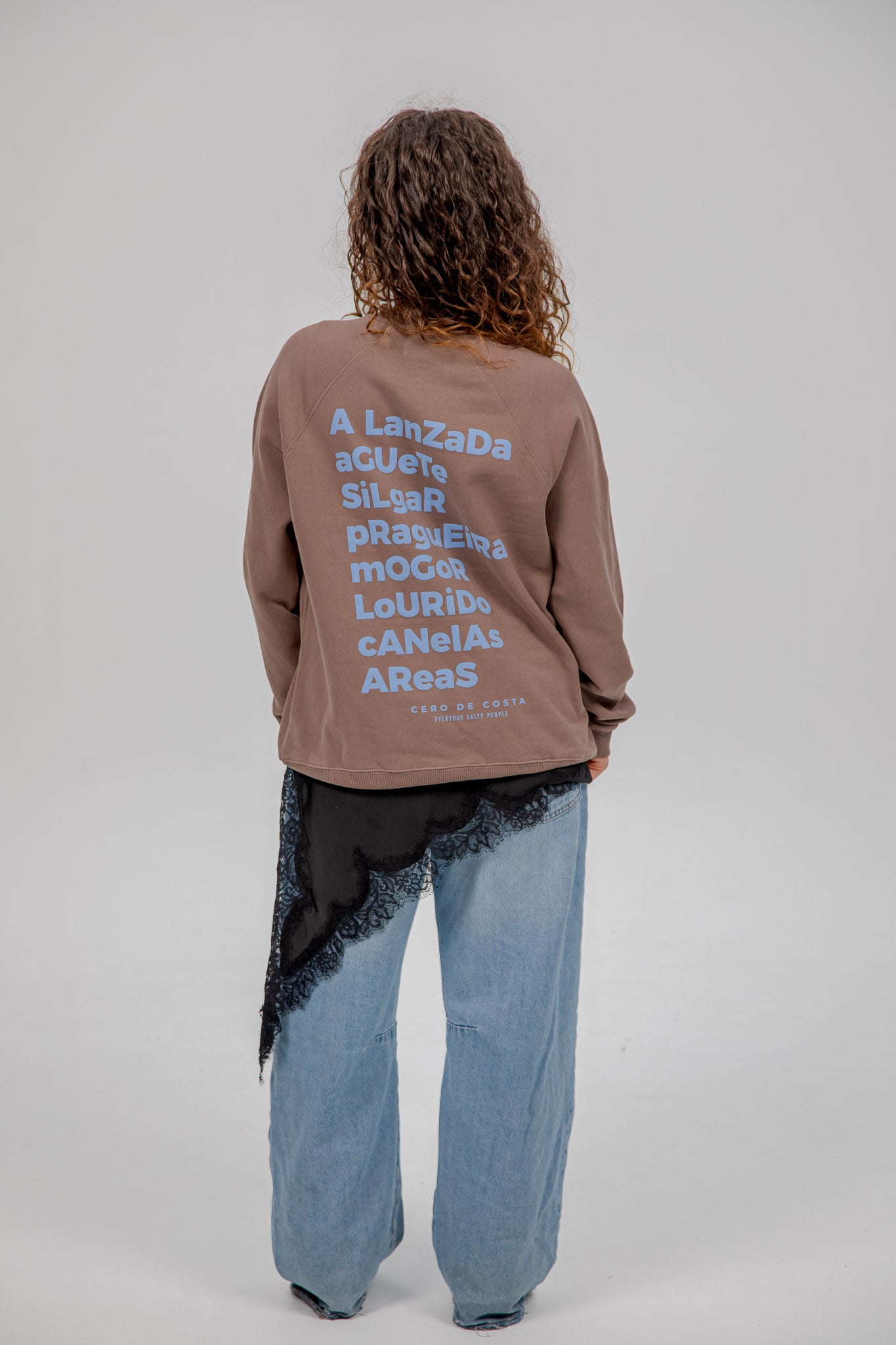 BROWN/LIGHT BLUE "PONTEVEDRA" SWEATSHIRT