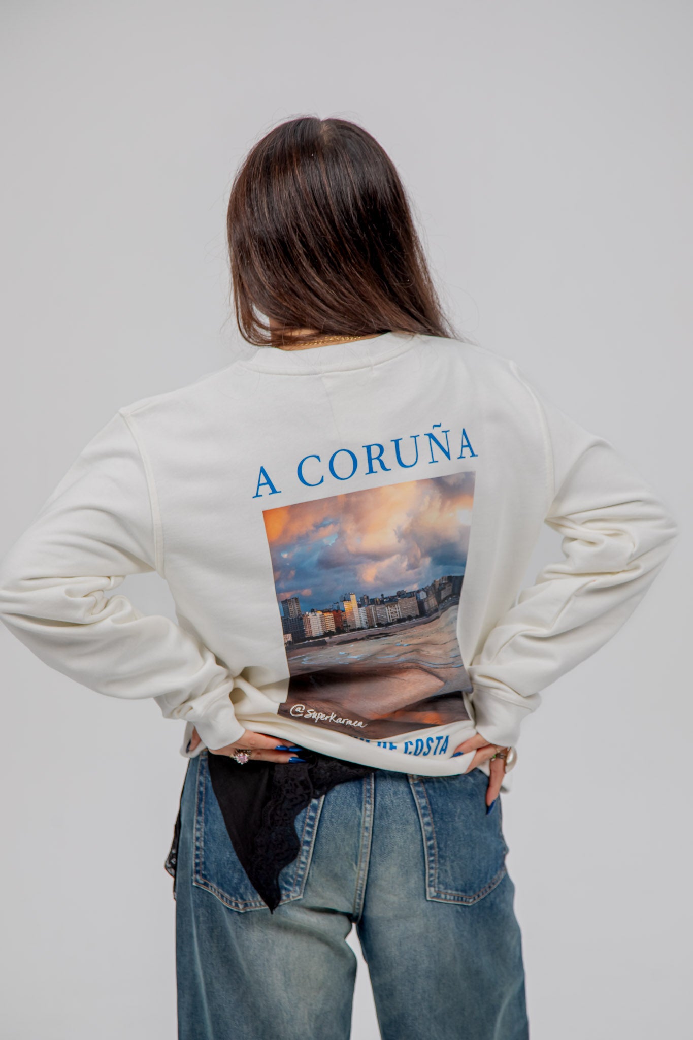 WHITE SWEATSHIRT/SC "A CORUÑA PHOTO SUPERKARMEN"