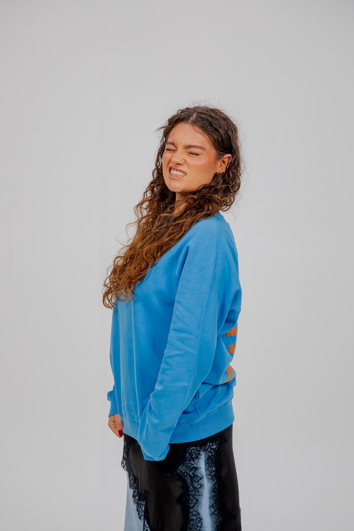 SUDADERA AZUL-TIZA/NARANJA "O GROVE"