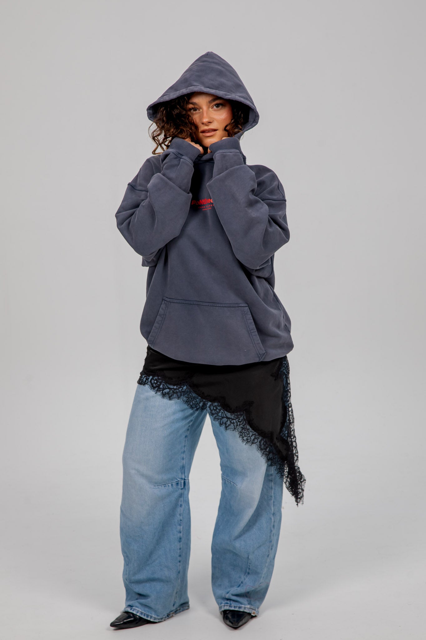 SUDADERA CAPUCHA ANTRACITA/ROJO "PONTEVEDRA"