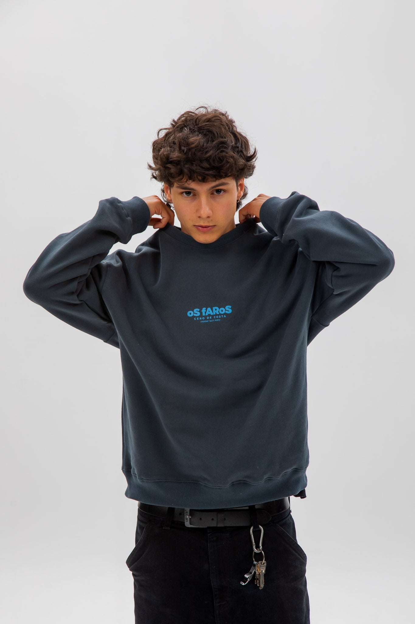 SUDADERA ANTRACITA/AZUL "OS FAROS"