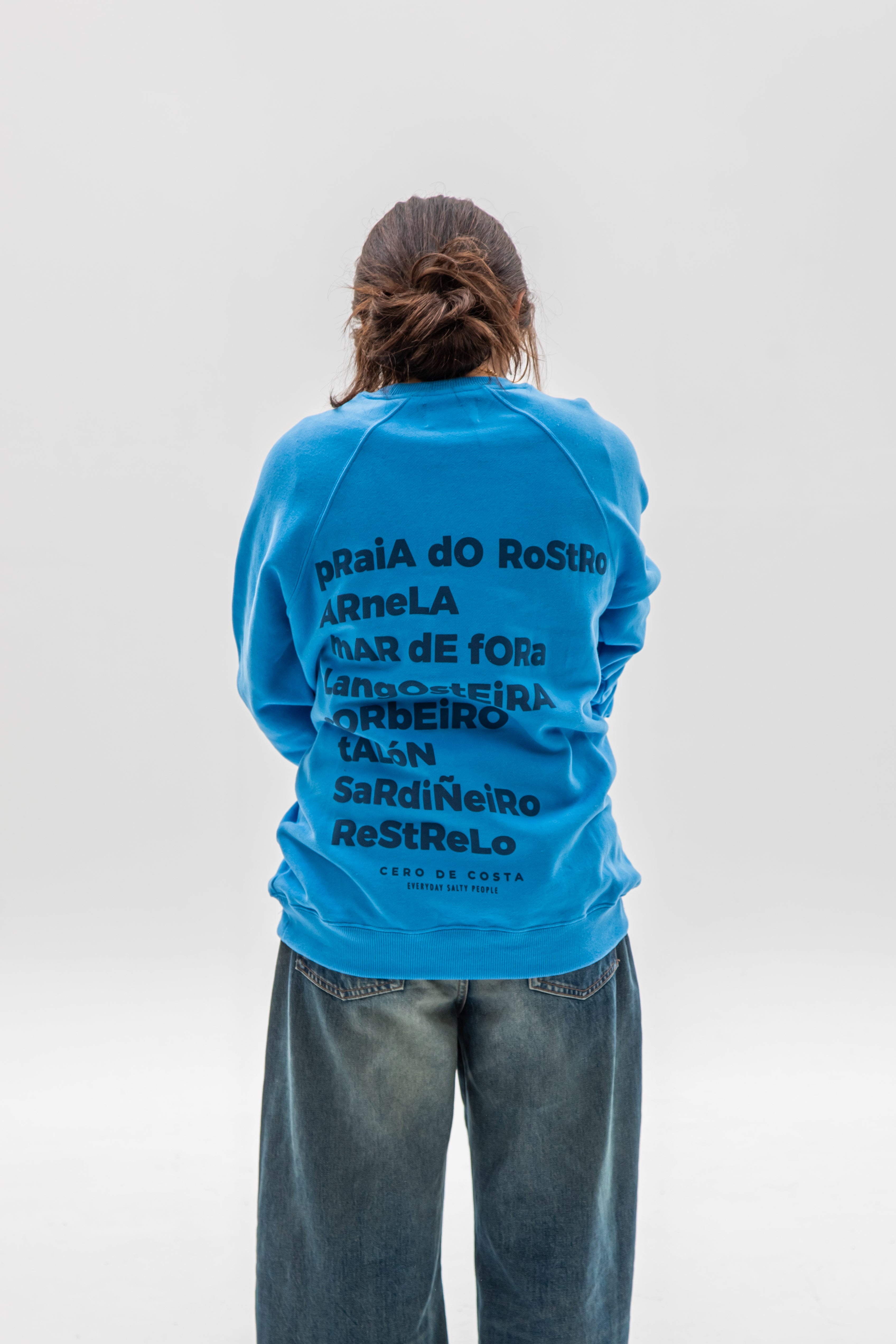 SUDADERA AZUL TIZA/MARINO "FIN DO MUNDO"