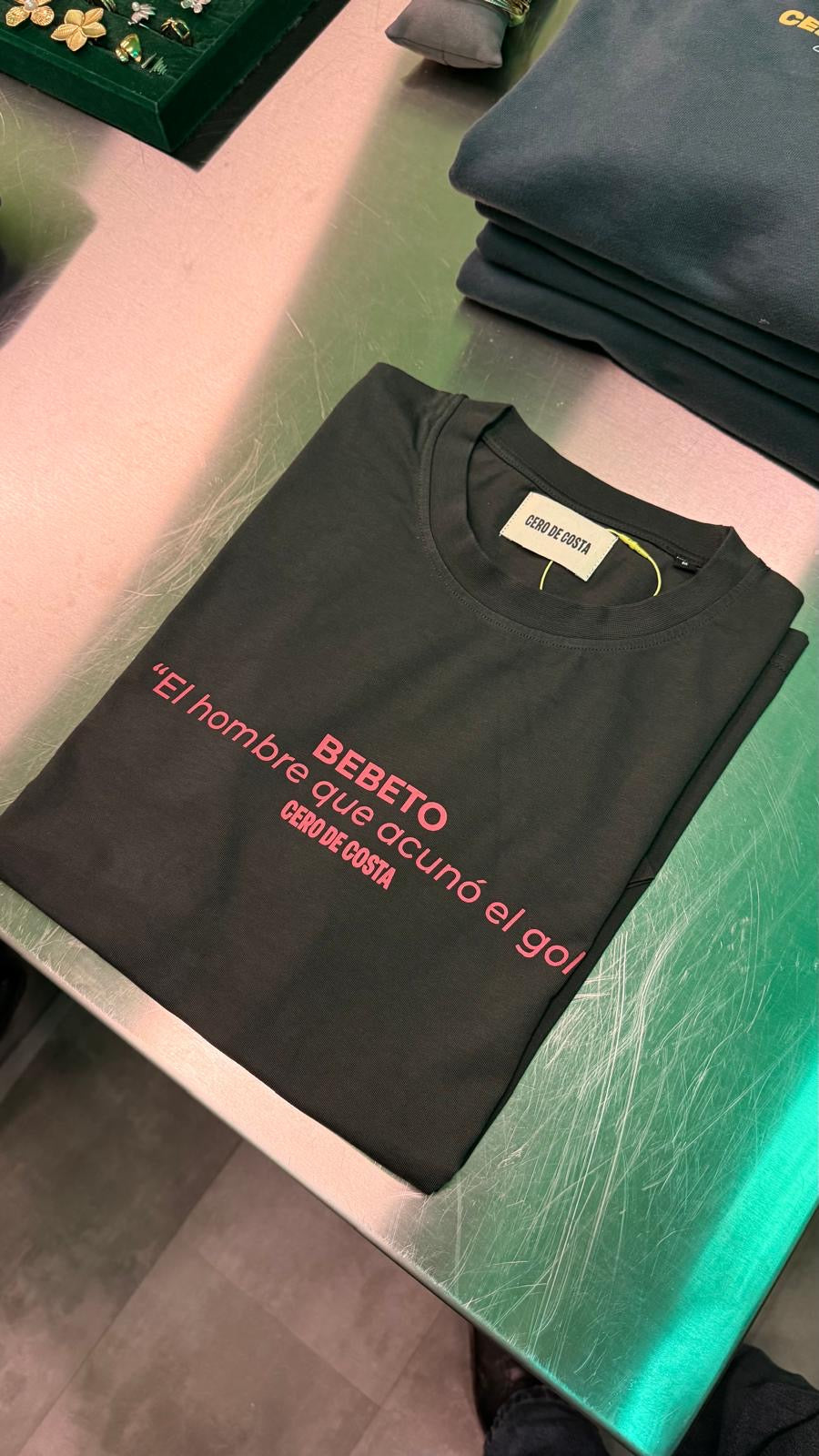 CAMISETA ANTRACITA/QUISQUILLA "BEBETO"