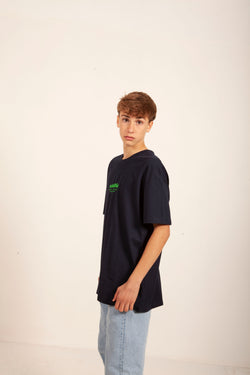 CAMISETA ALGODÓN ORGÁNICO MARINO/VERDE “MADRID”