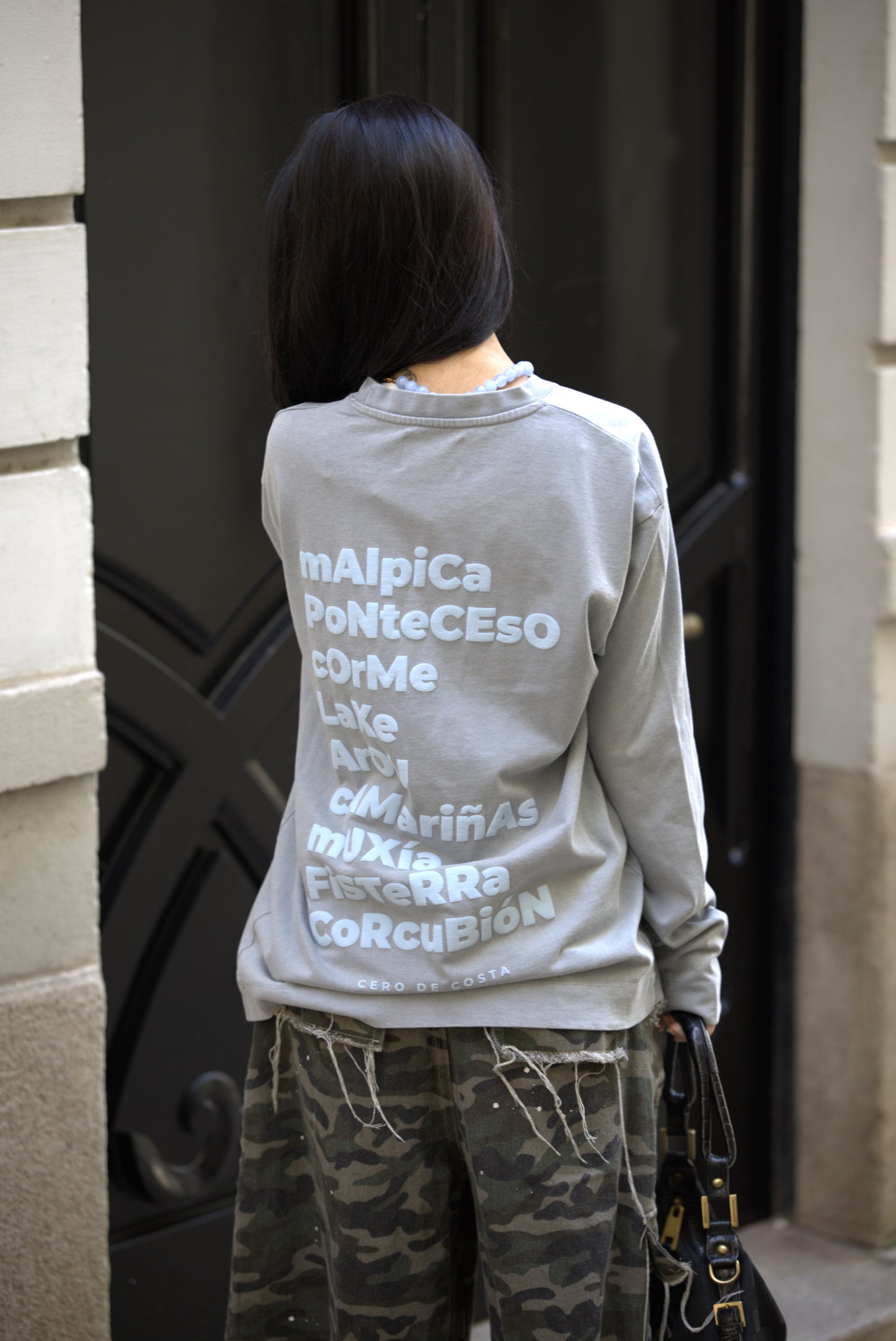 CAMISETA GRIS/AZUL "OS FAROS" MANGA LARGA
