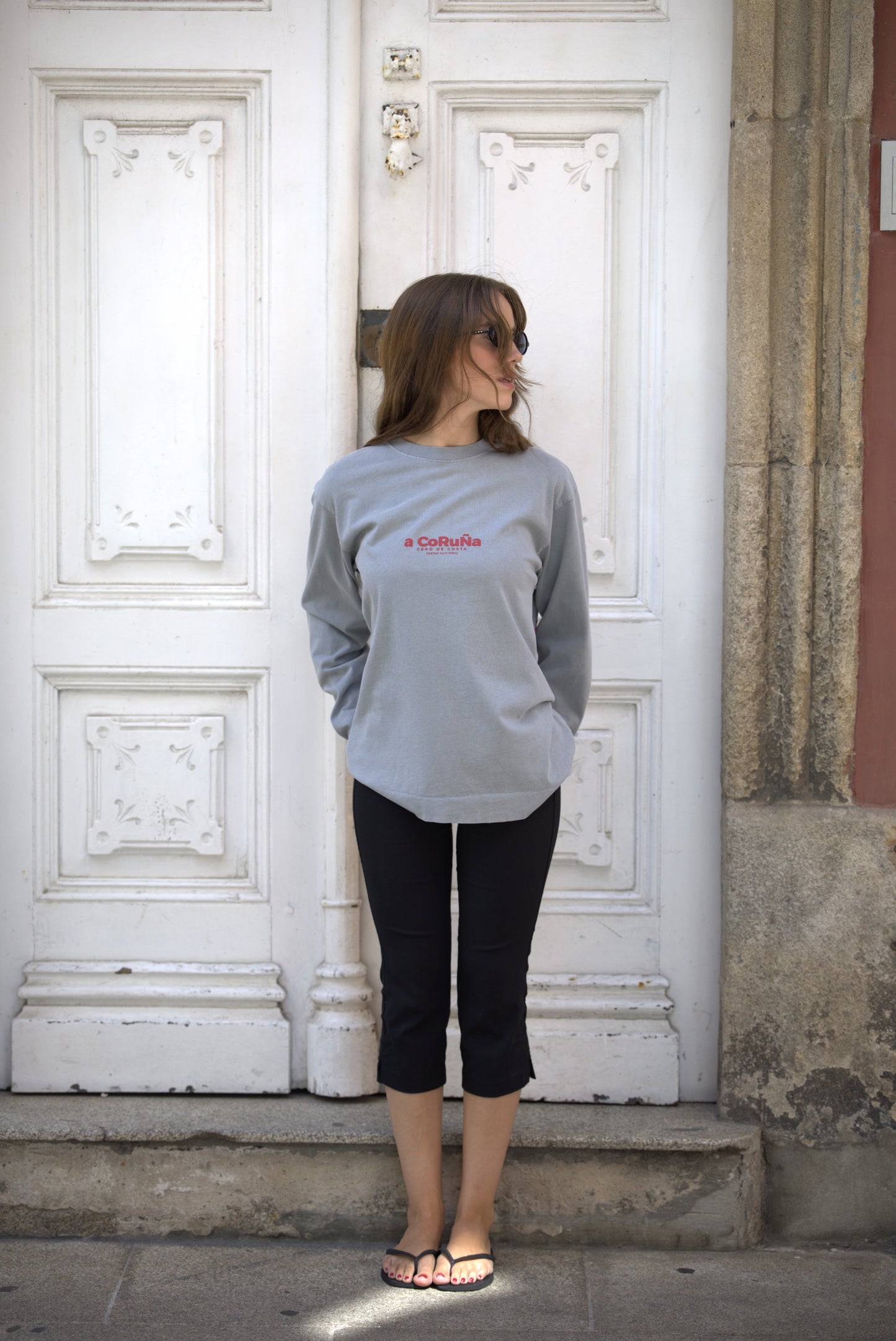 CAMISETA GRIS/ROJO "A CORUÑA" MANGA LARGA