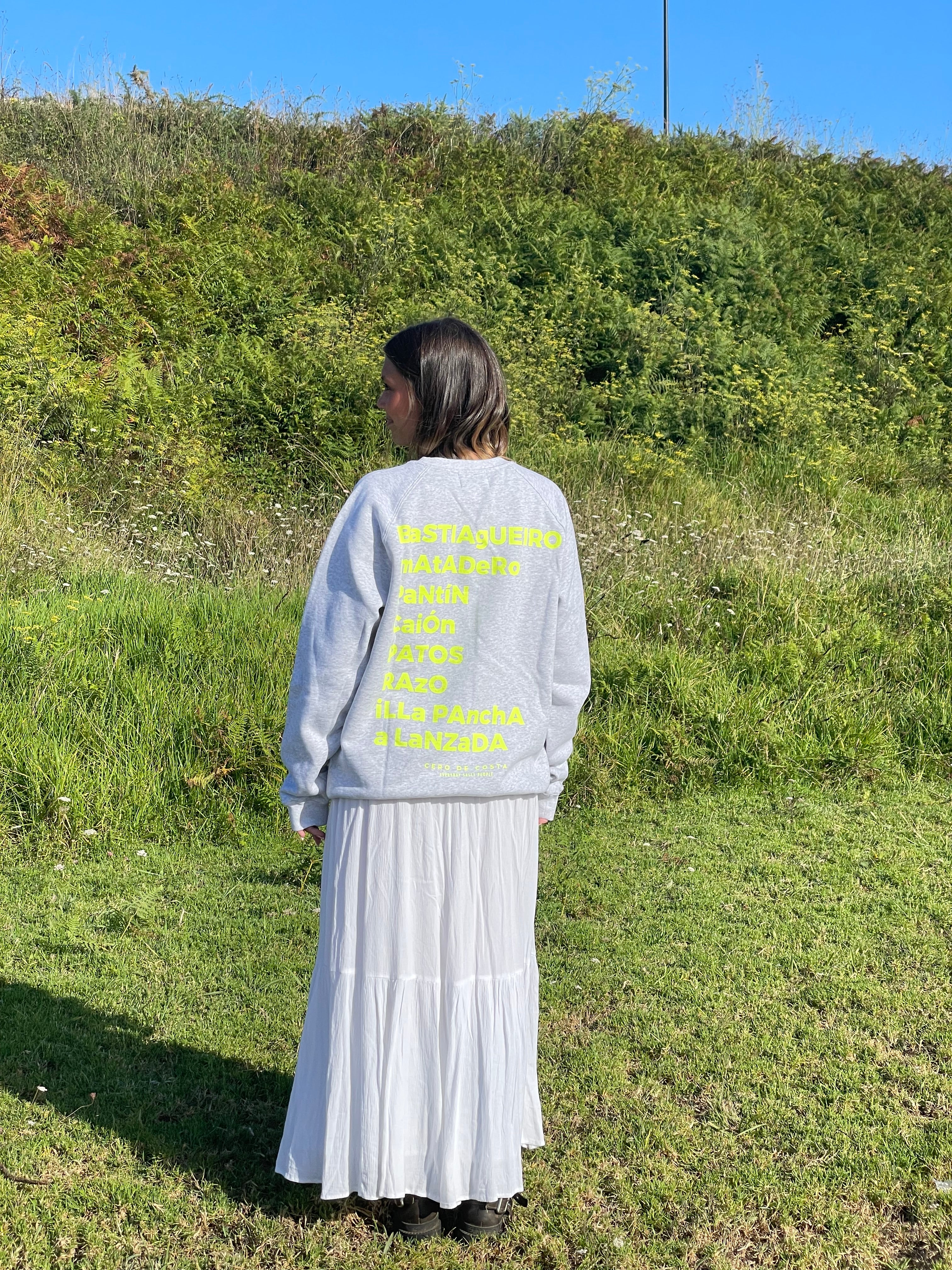 SUDADERA GRIS/FLÚOR "CERO DE COSTA" PLAYAS SURF