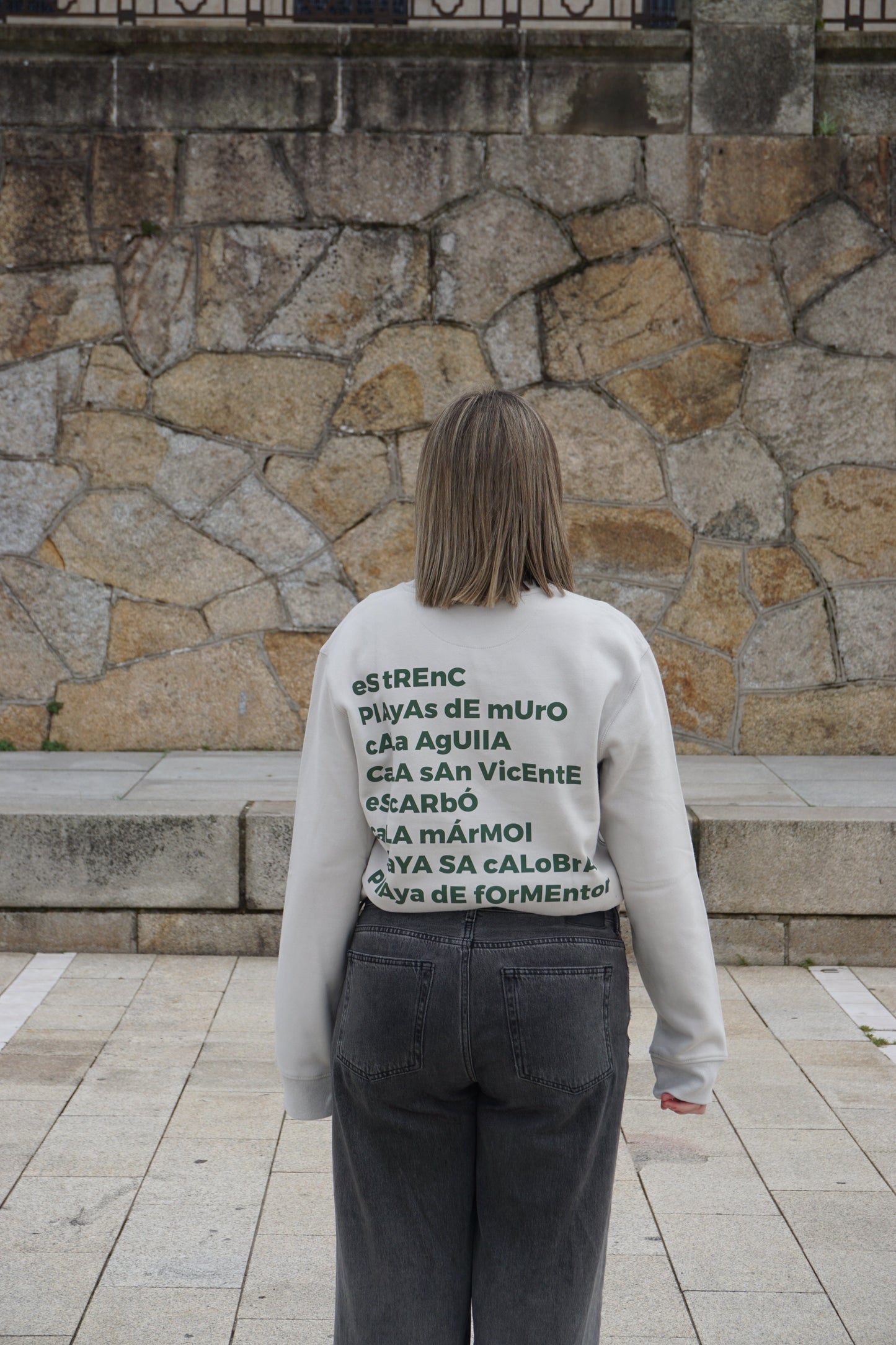 SAND/GREEN "MALLORCA" SWEATSHIRT
