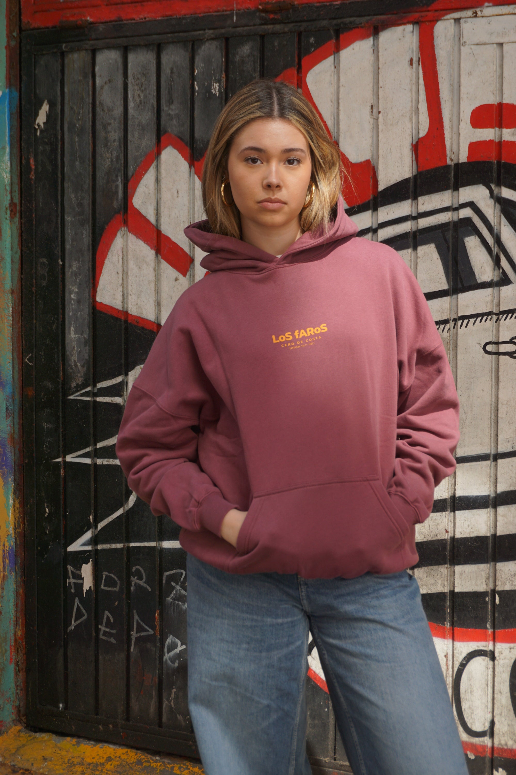 SUDADERA GRANATE/MOSTAZA "LOS FAROS" CON CAPUCHA