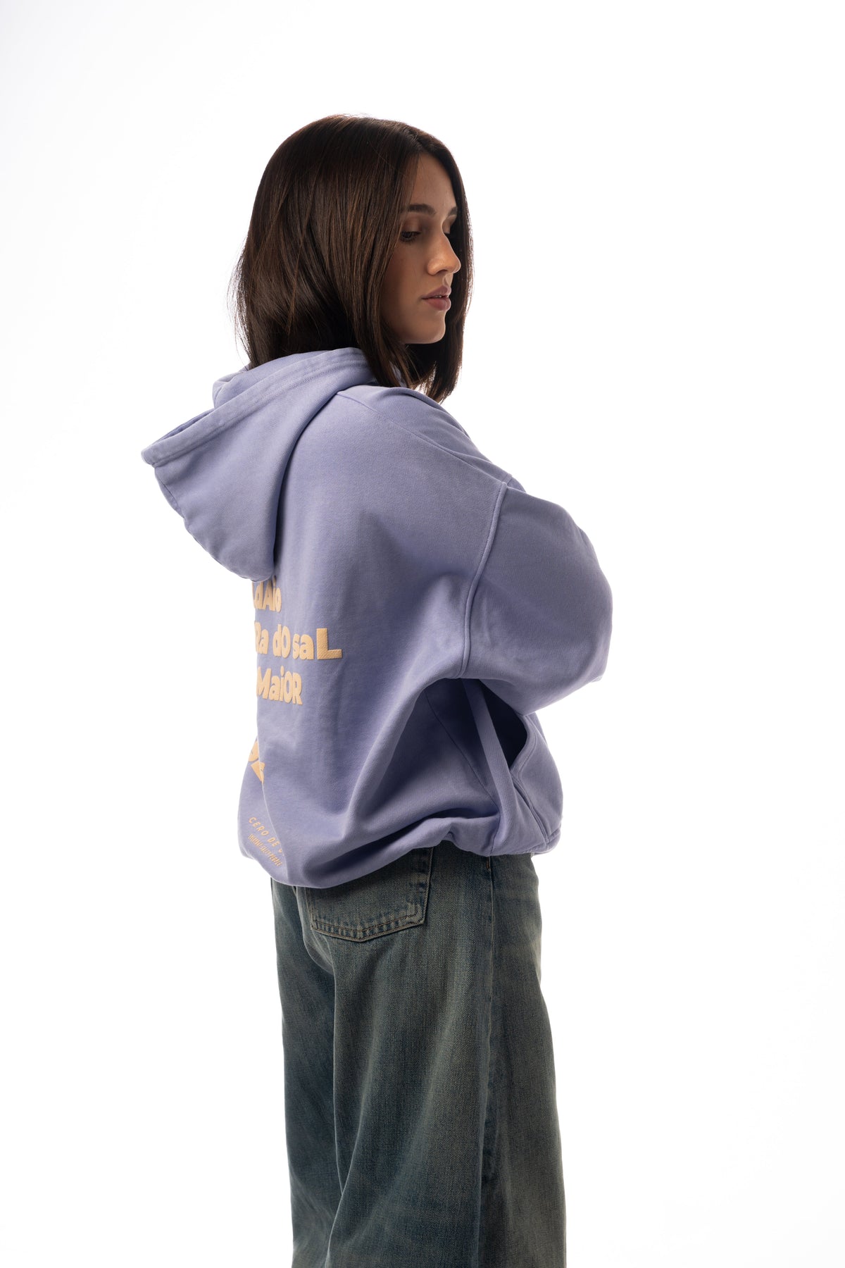 SUDADERA LILA-TIZA/AMARILLO "PLAYAS RAZO" CON CAPUCHA – foto 3