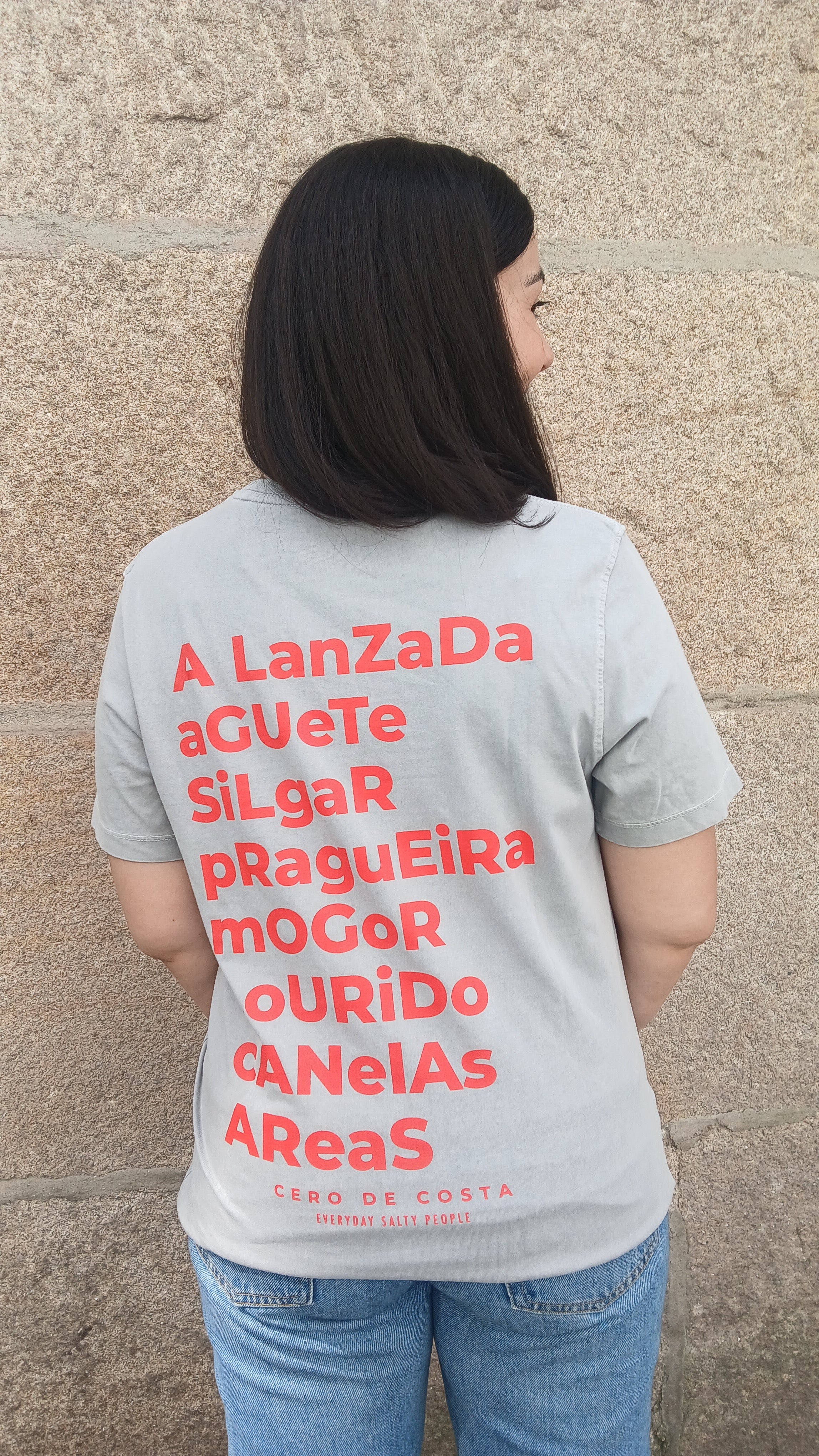 CAMISETA PONTEVEDRA GRIS AZULADO/NARANJA “CERO DE COSTA”