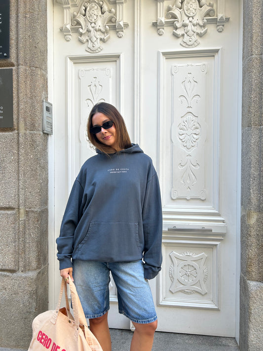 SUDADERA ANTRACITA/CELESTE "VIGO" CON CAPUCHA