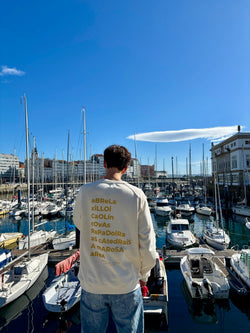 SUDADERA BLANCO/DORADO "A MARIÑA"