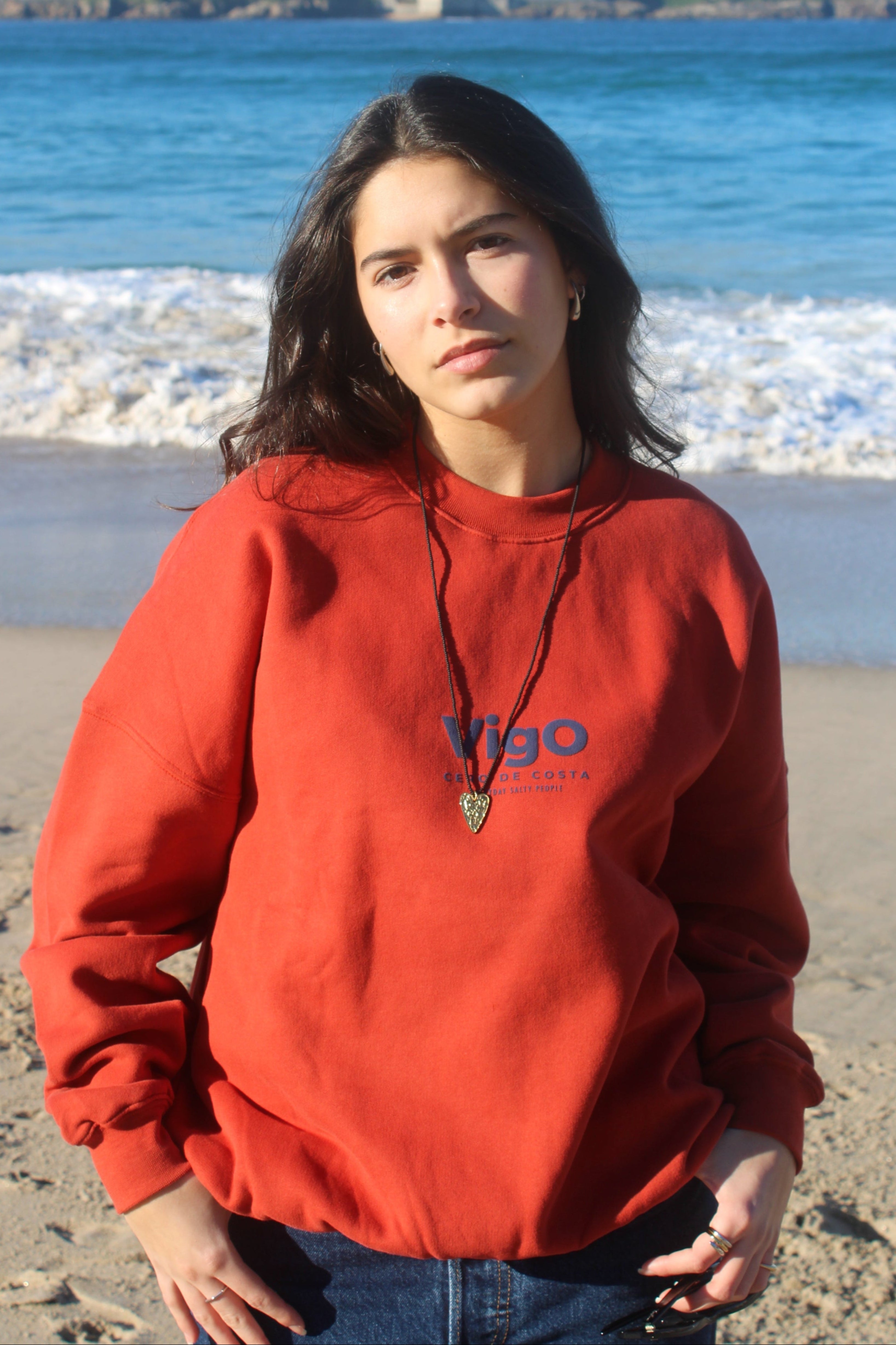 SUDADERA OVERSIZE ROJO/AZUL "VIGO"