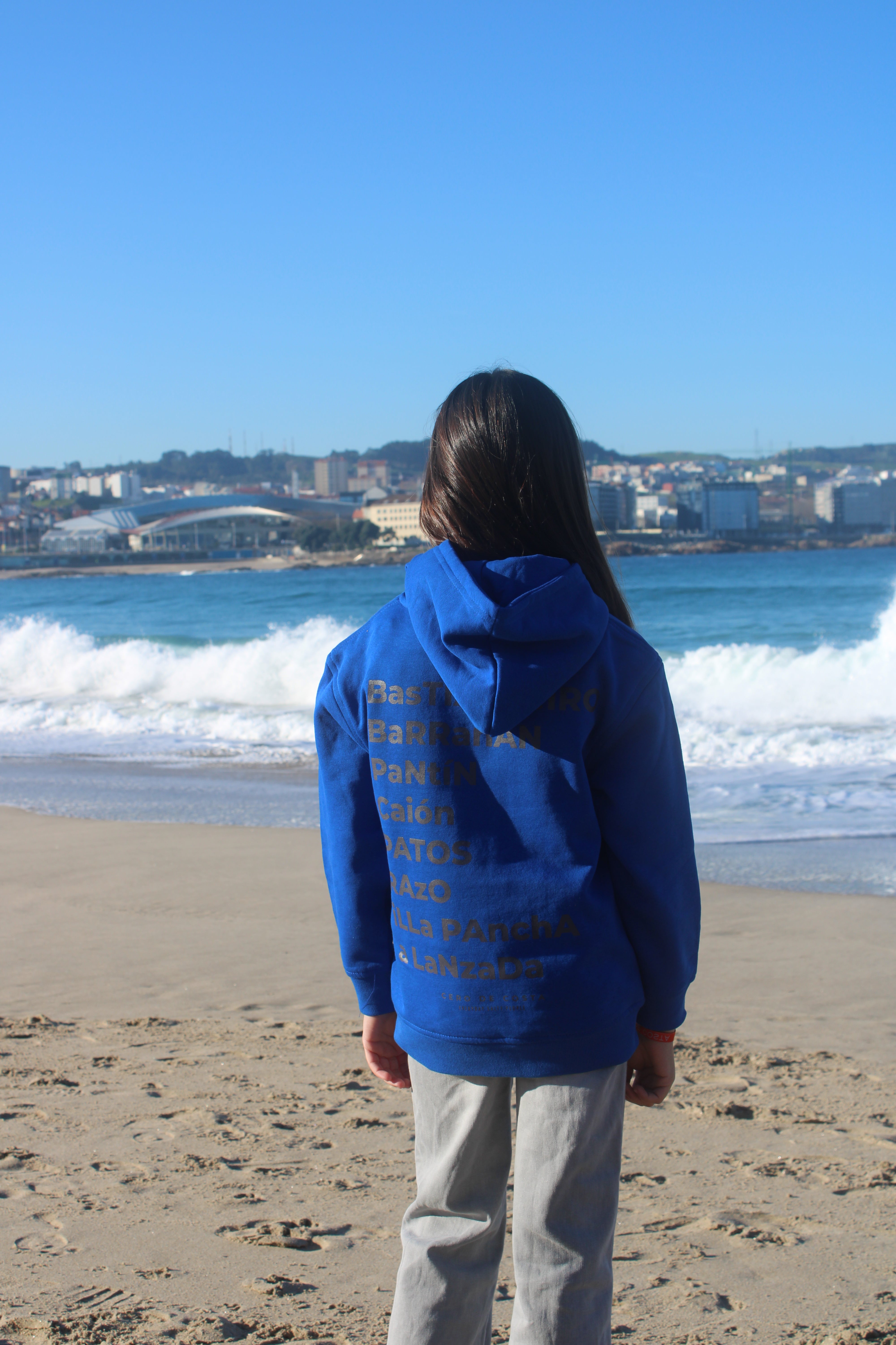 SUDADERA KIDS AZUL/PLATA PLAYAS SURF CON CAPUCHA