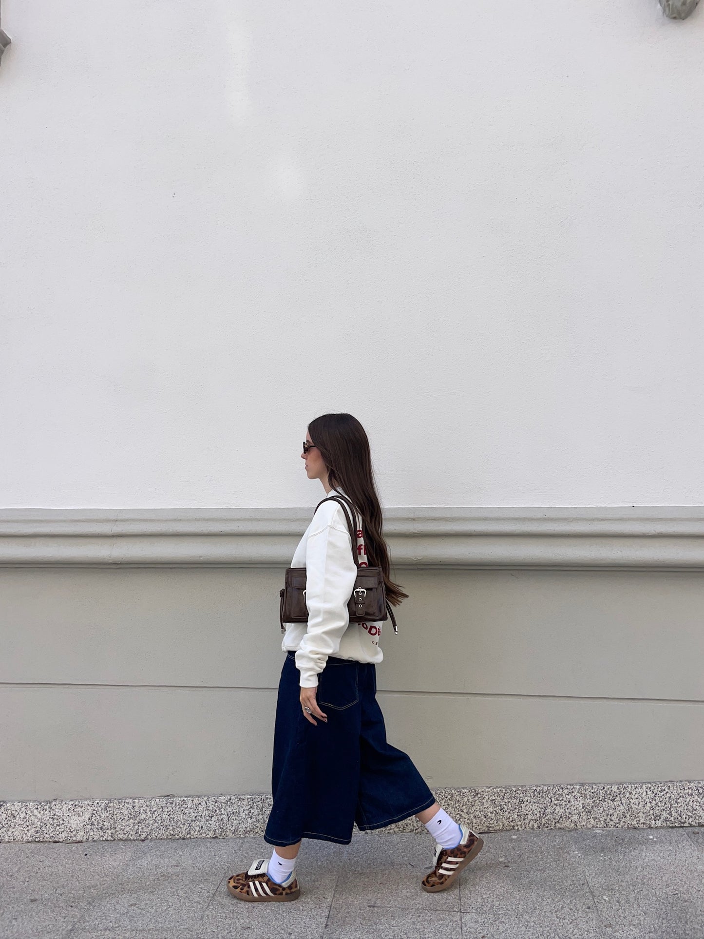 WHITE/RED SWEATSHIRT "A GUARDA"