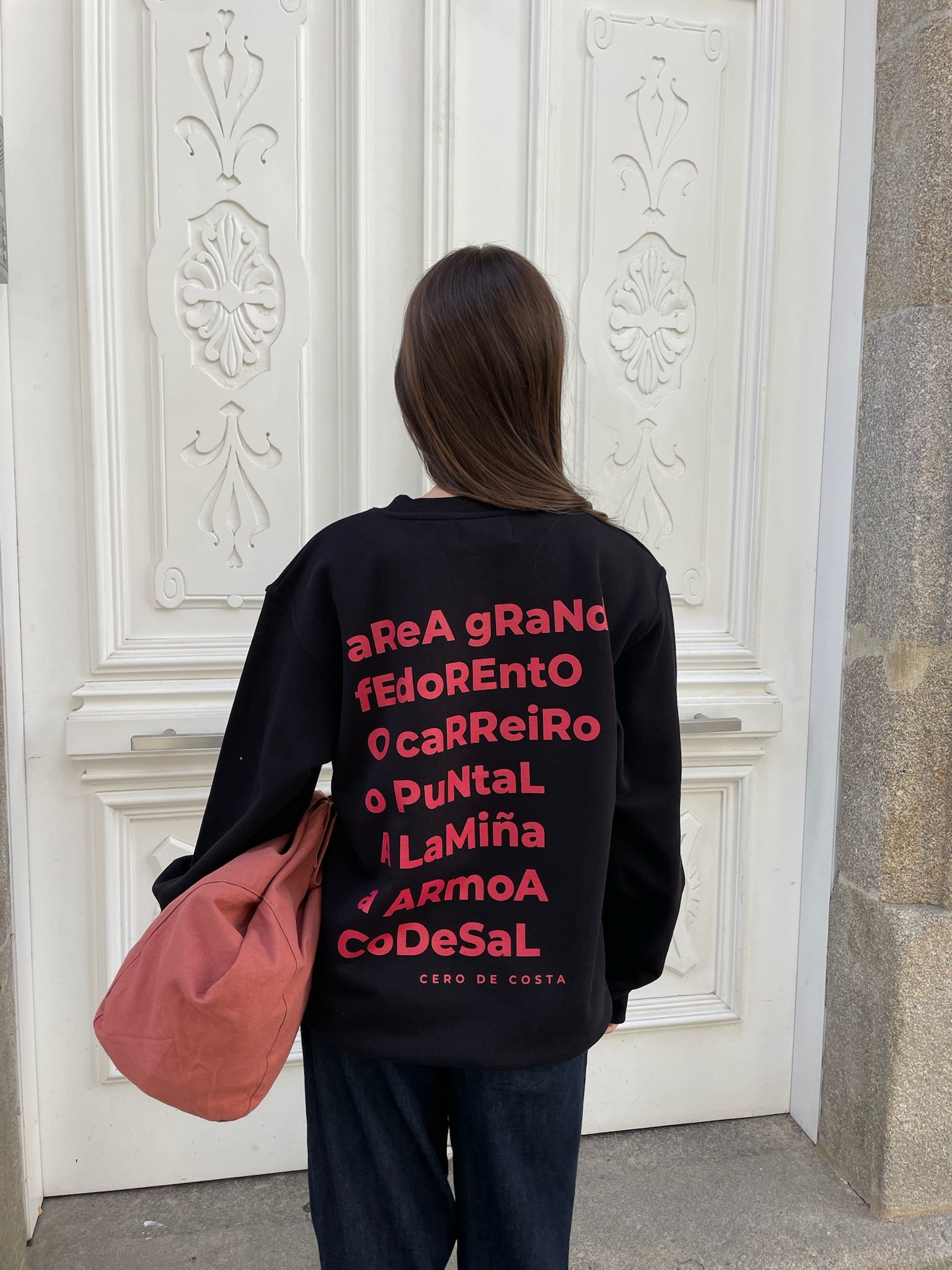 SUDADERA A GUARDA NEGRO/ROJO