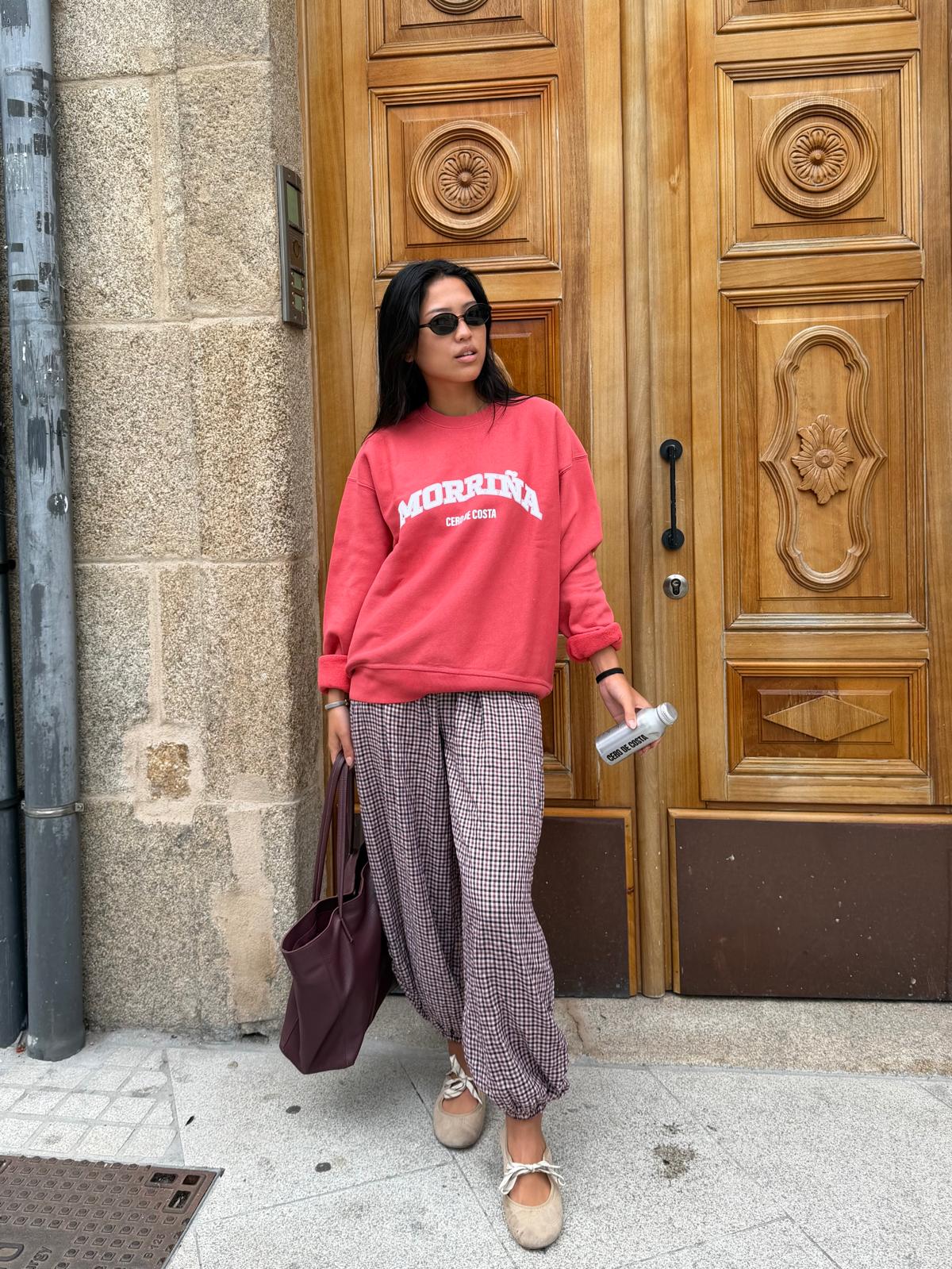SWEATSHIRT VERMELHO-LAVADO/BRANCO "MORRIÑA"