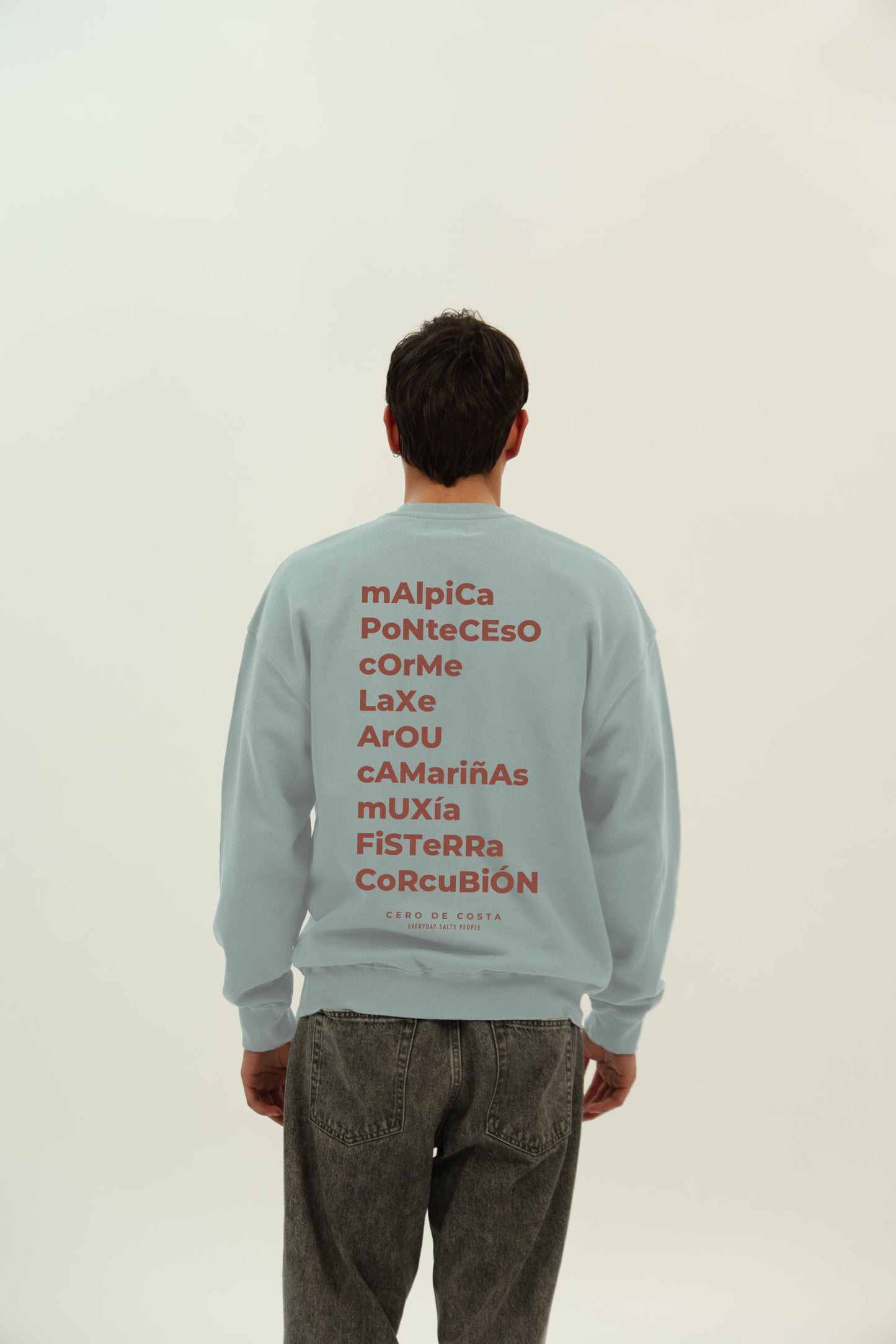 SUDADERA CELESTE/GRANATE "OS FAROS"
